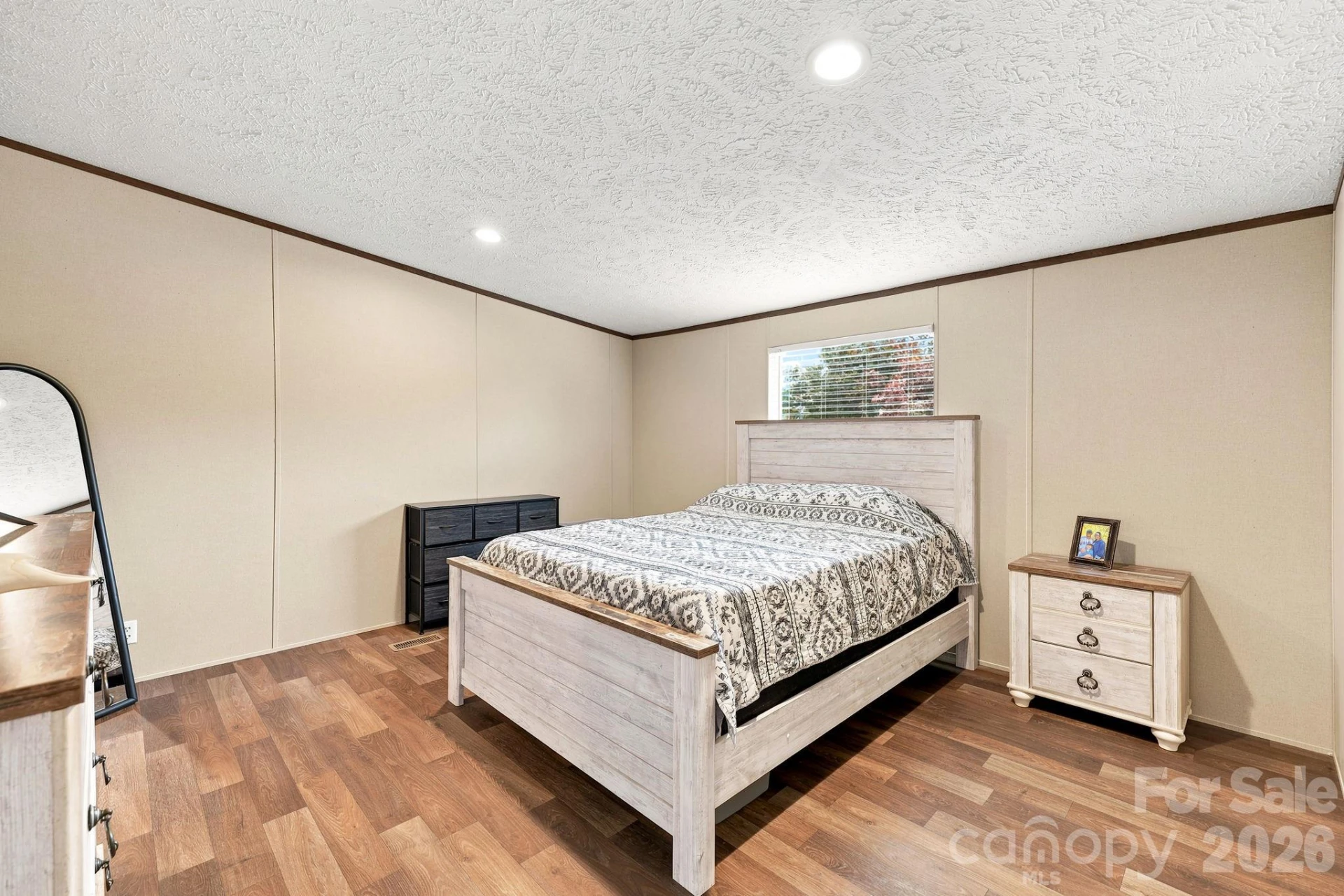 132 E View Drive - Photo 17