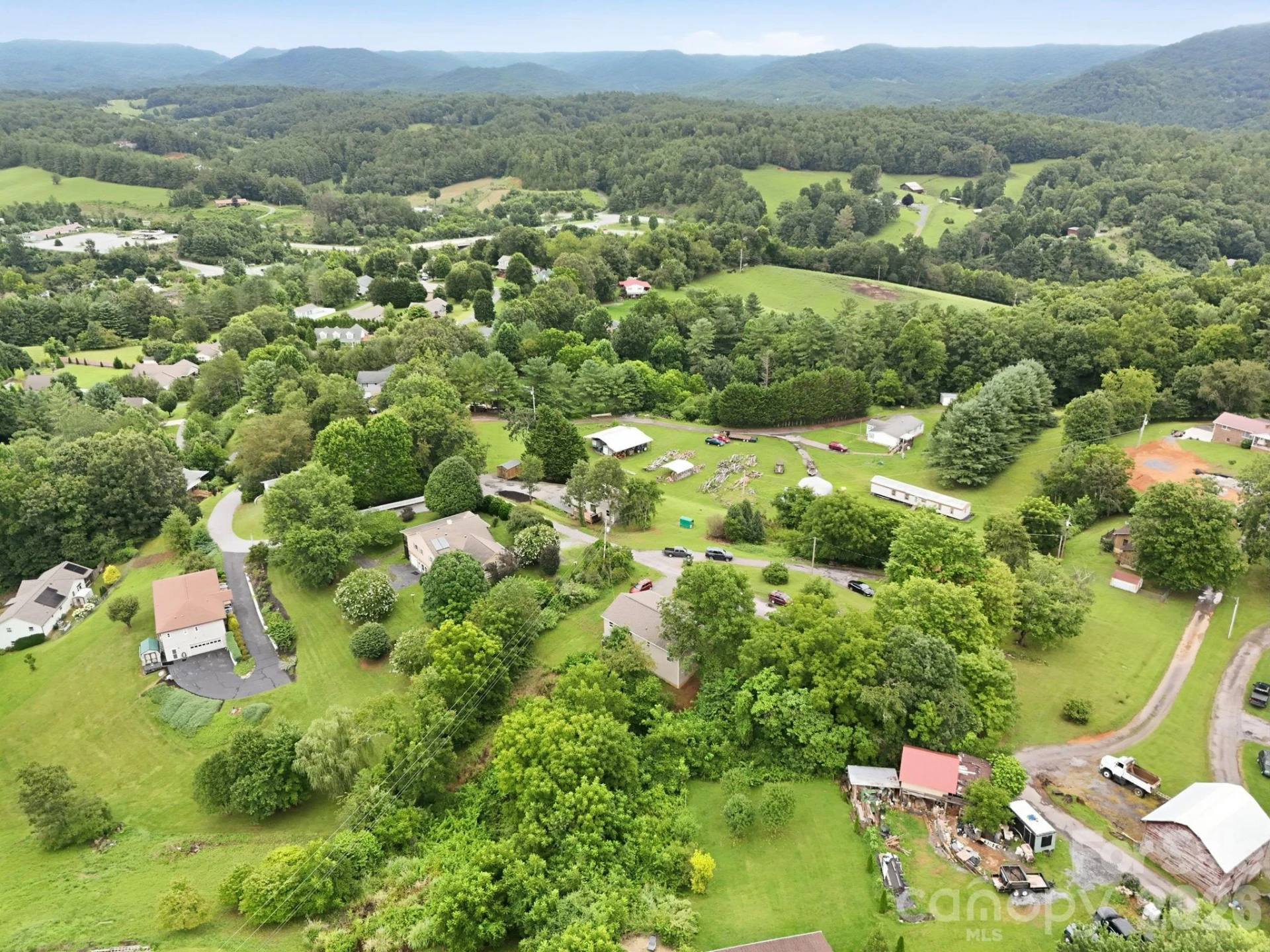 132 E View Drive - Photo 41