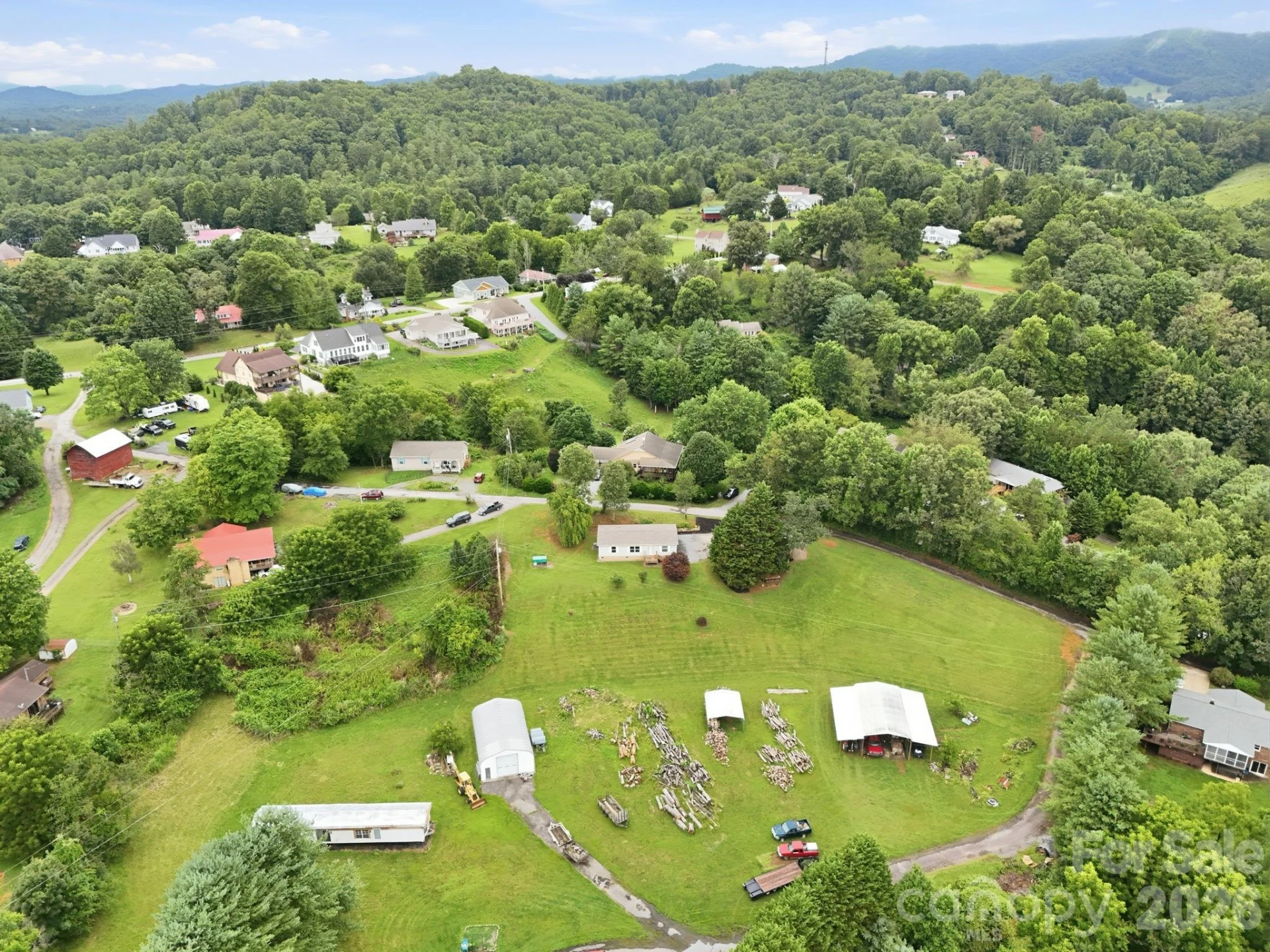 132 E View Drive - Photo 44