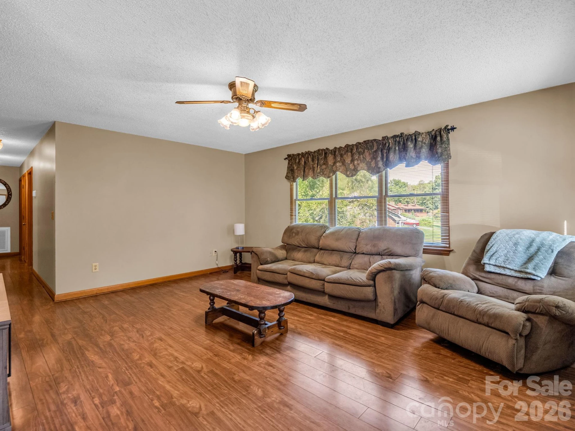 151 W Melissa Lane - Photo 6