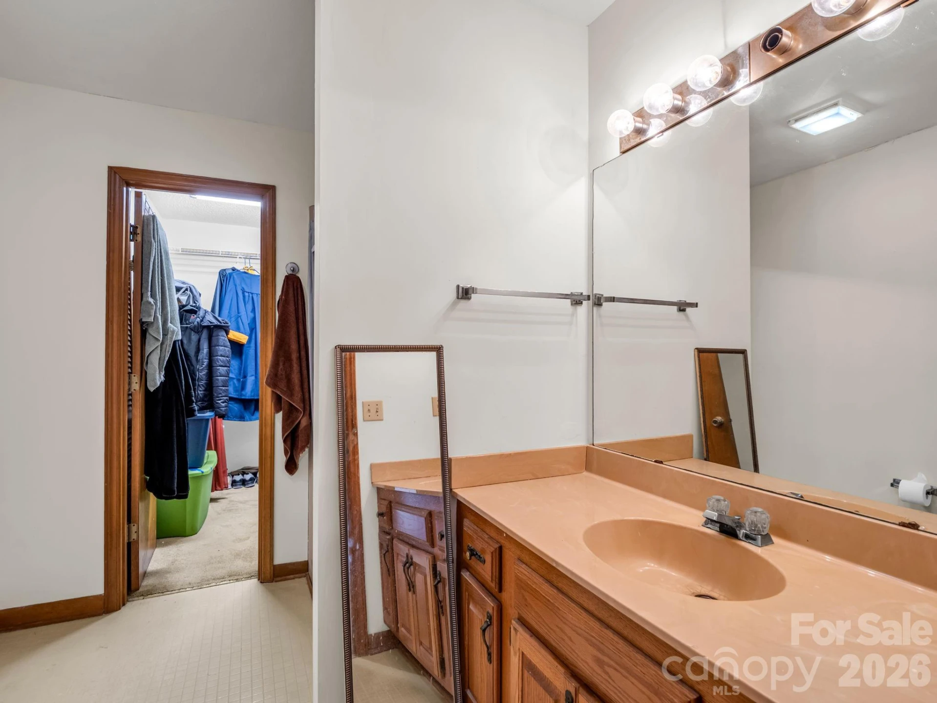 151 W Melissa Lane - Photo 18