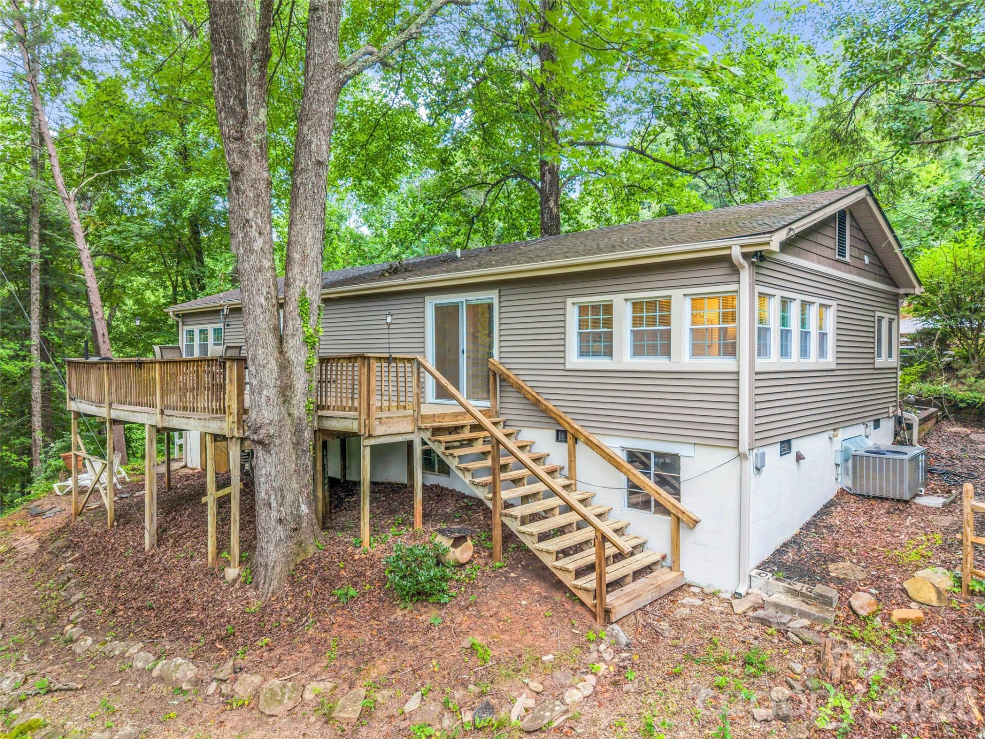 297 Chimney Cliff Drive - Photo 4