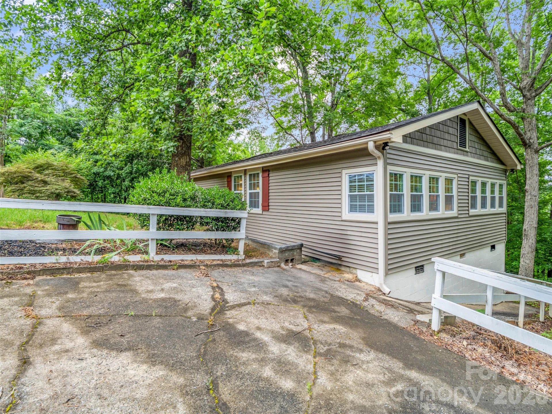 297 Chimney Cliff Drive - Photo 36