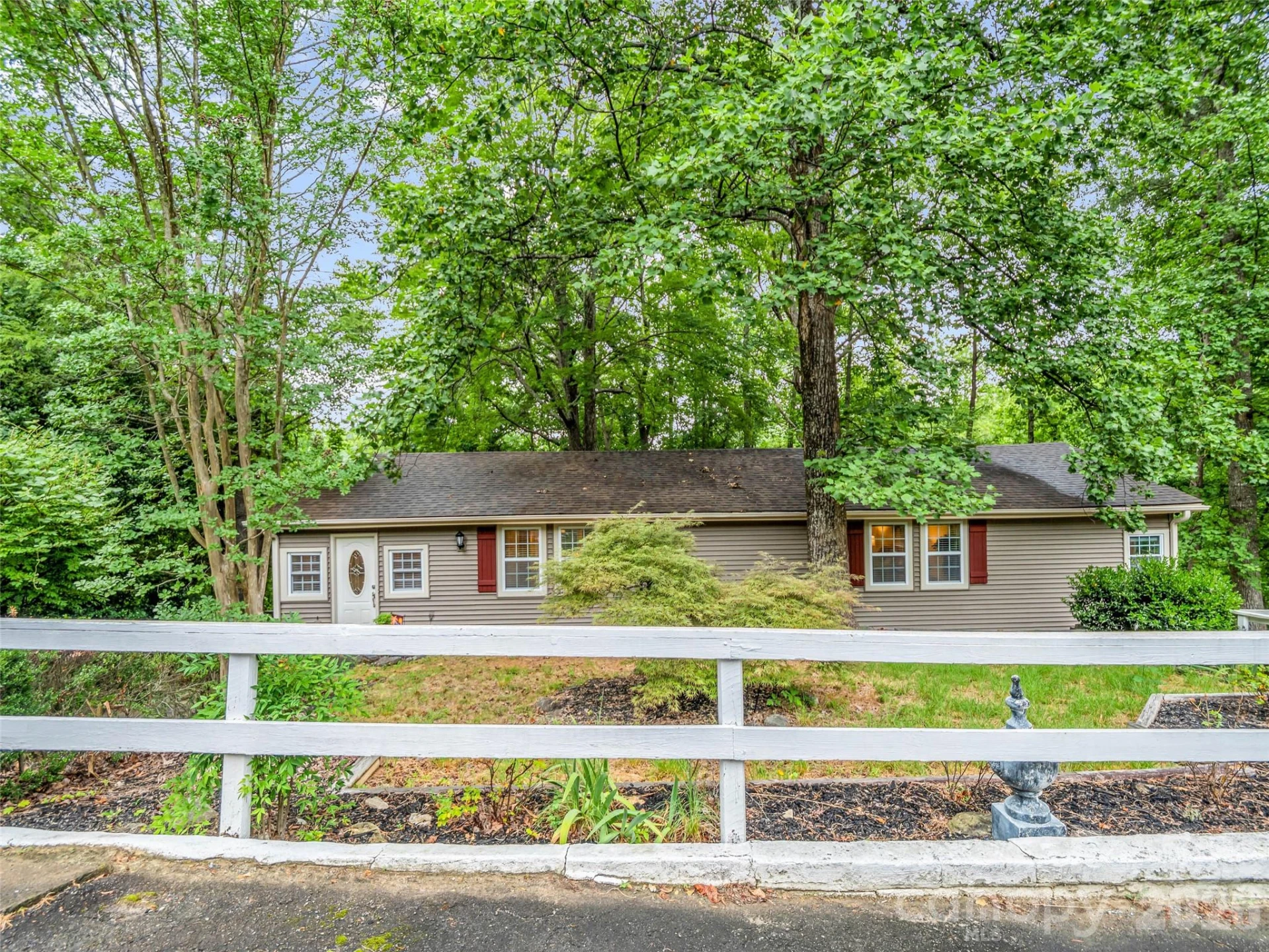 297 Chimney Cliff Drive - Photo 37