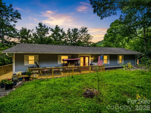 16 Starlight Drive