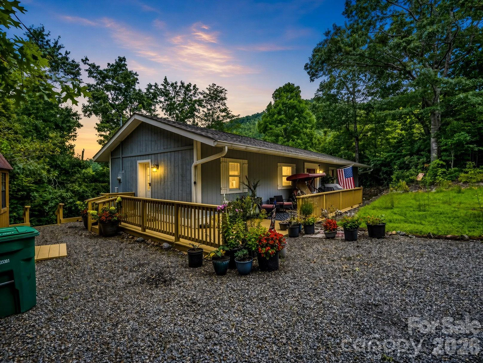 16 Starlight Drive - Photo 2