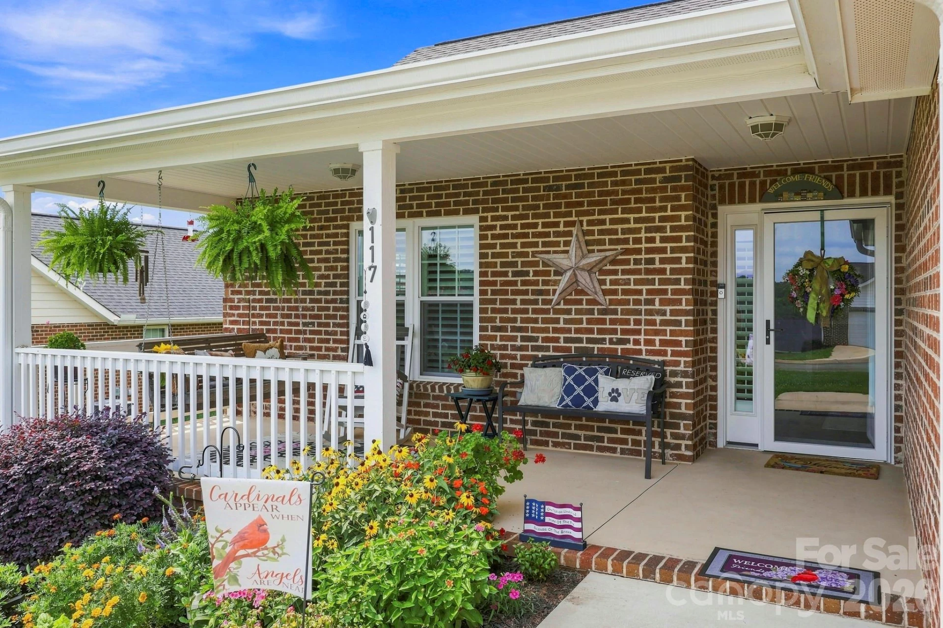 117 Richmond Court - Photo 2