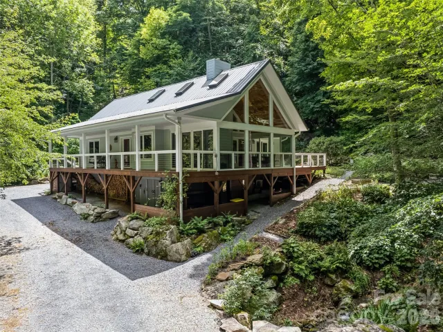 283 The High Road, Waynesville, NC, 28786