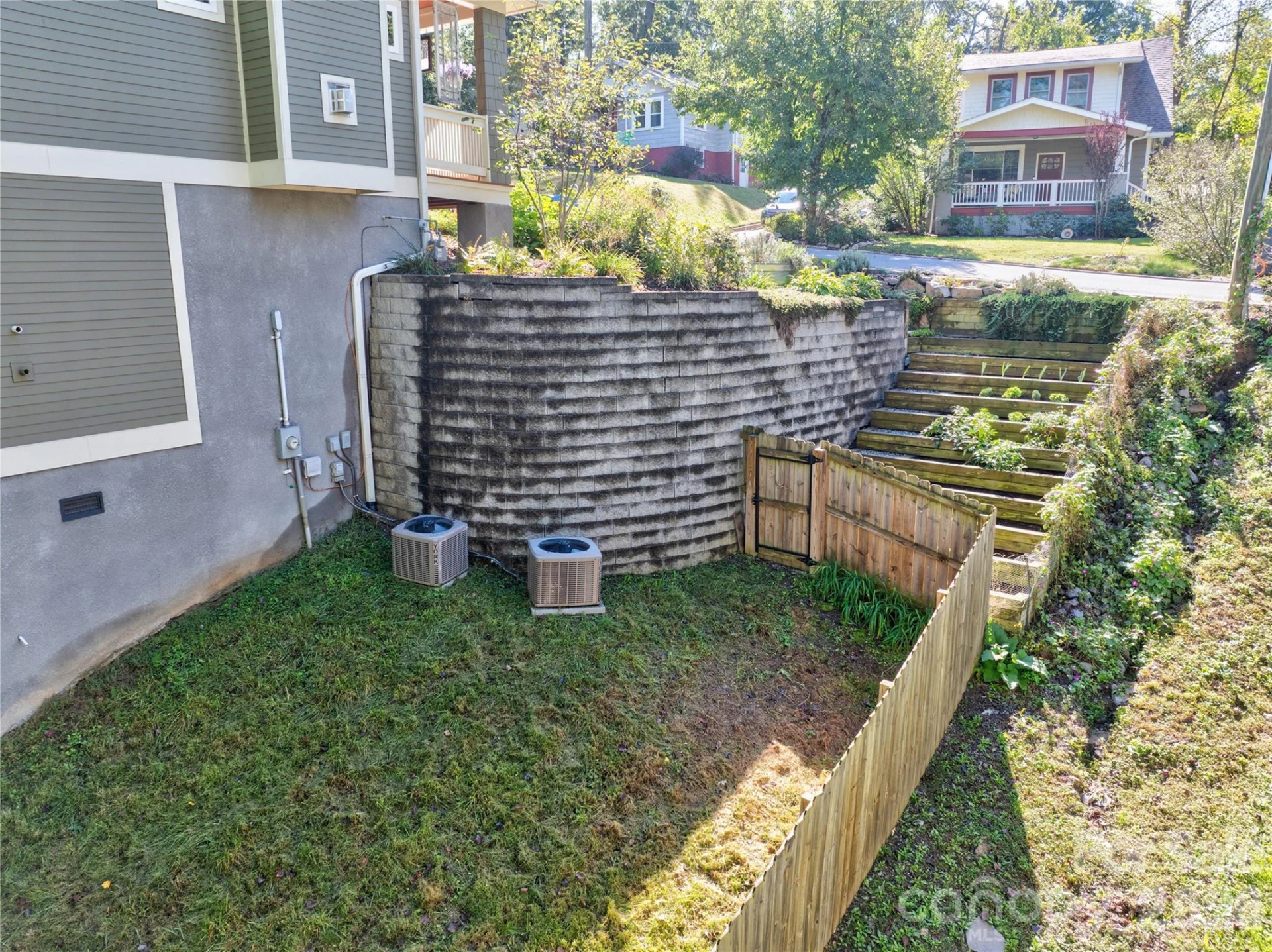 118 Houston Street - Photo 7