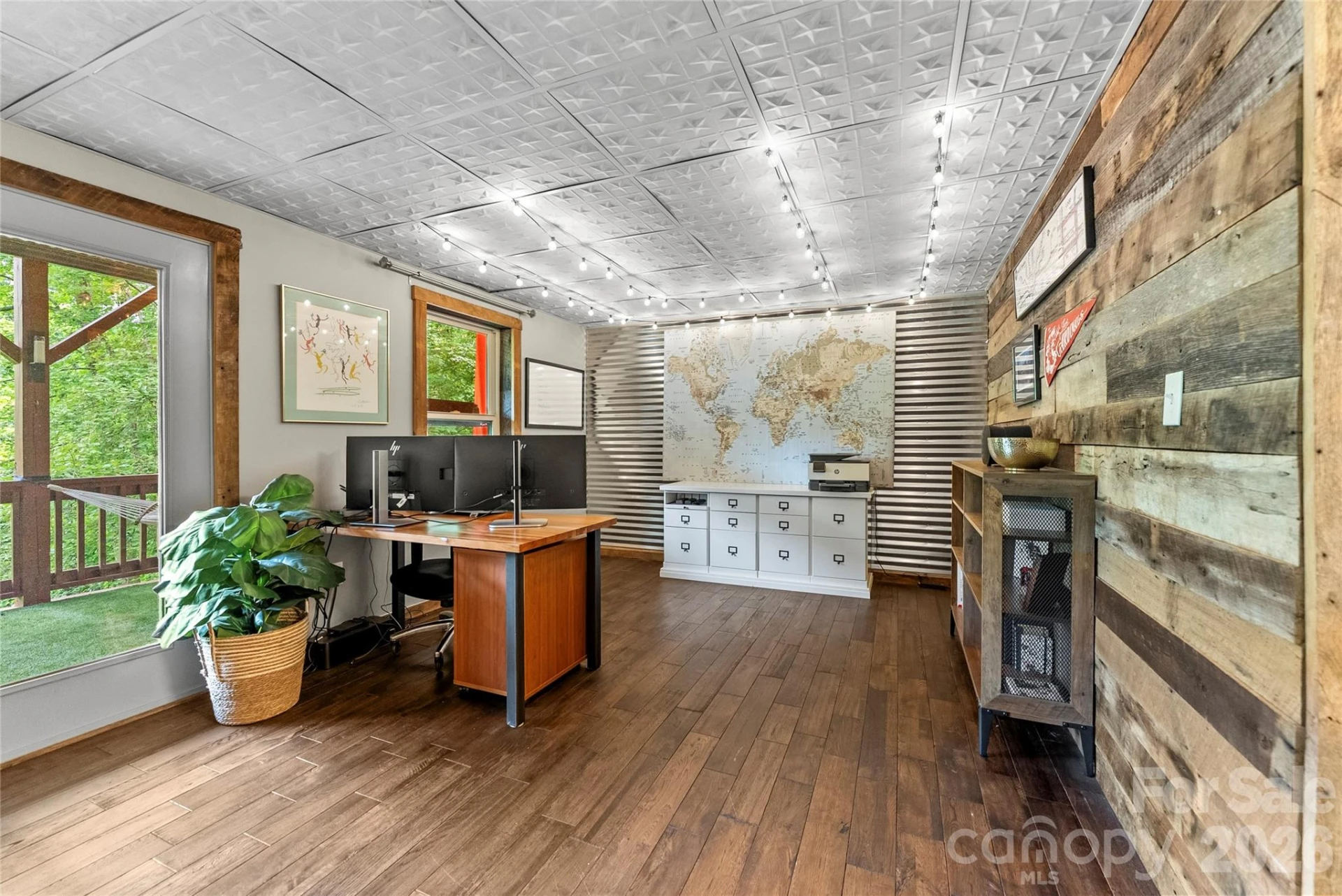 118 Houston Street - Photo 21
