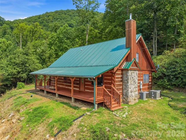 226 High Top Mountain Road, Leicester, NC, 28748
