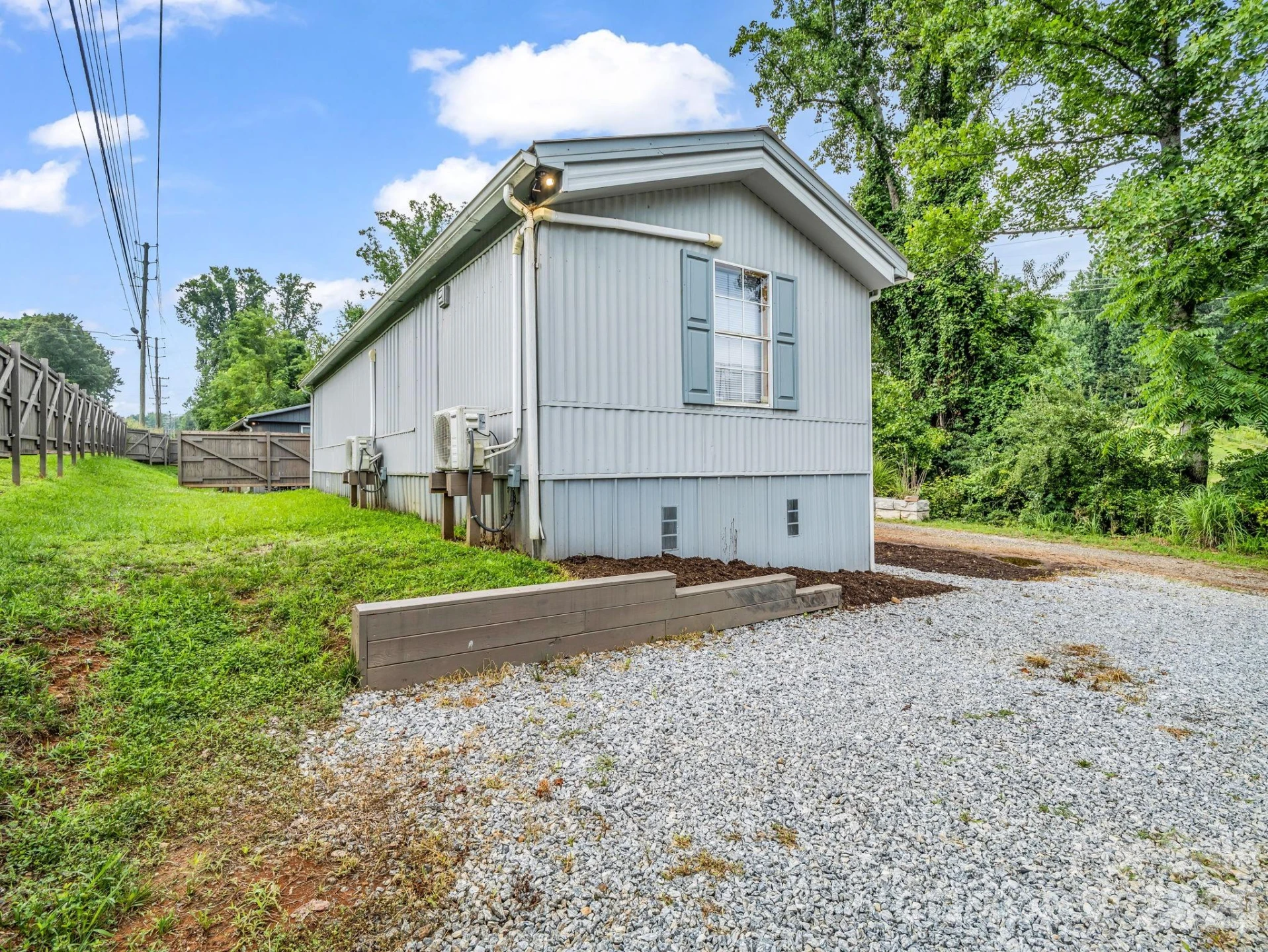 144 Clayton Road - Photo 4