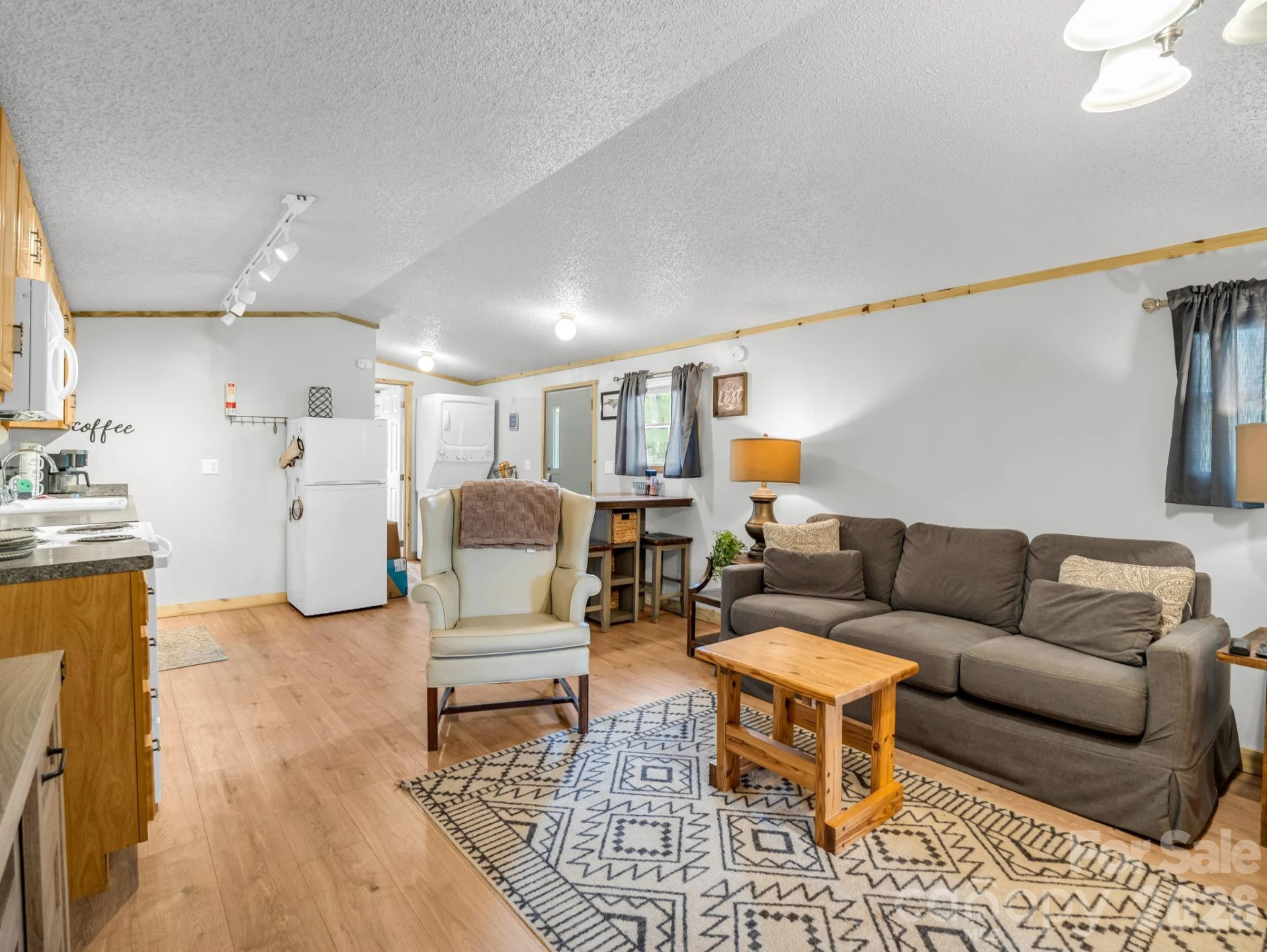 144 Clayton Road - Photo 12