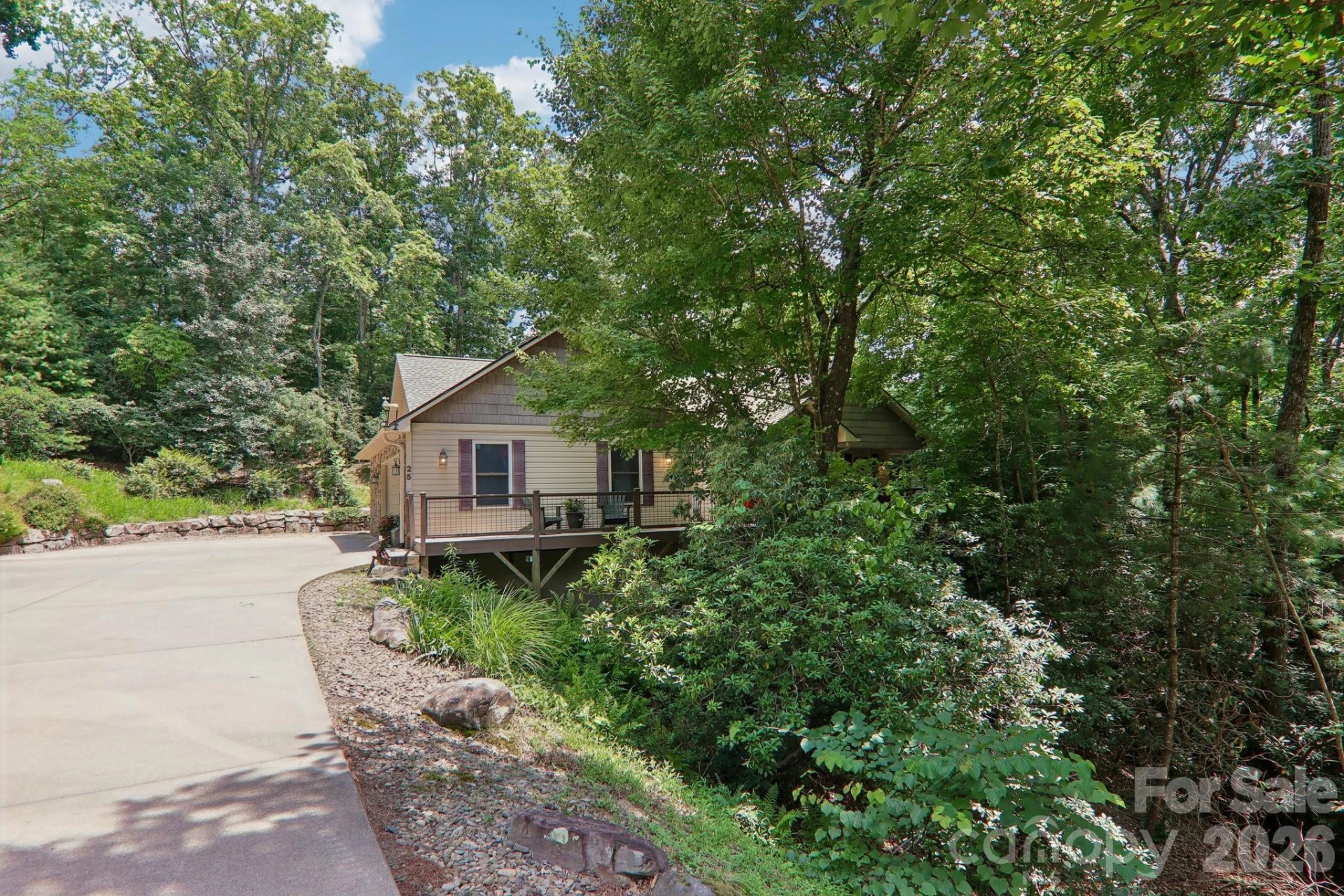 25 Arnie Drive - Photo 2
