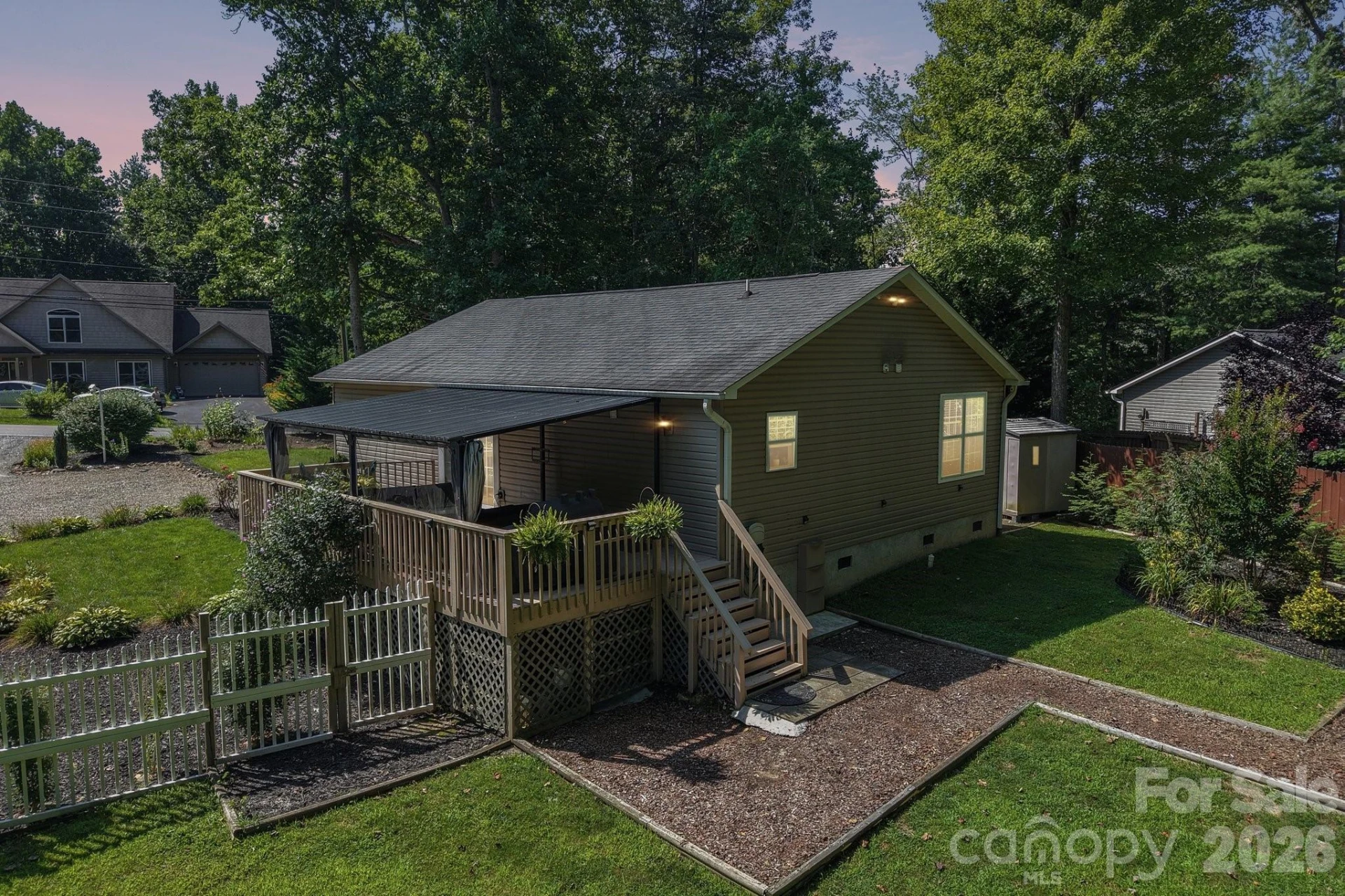 932 Monte Vista Road - Photo 2
