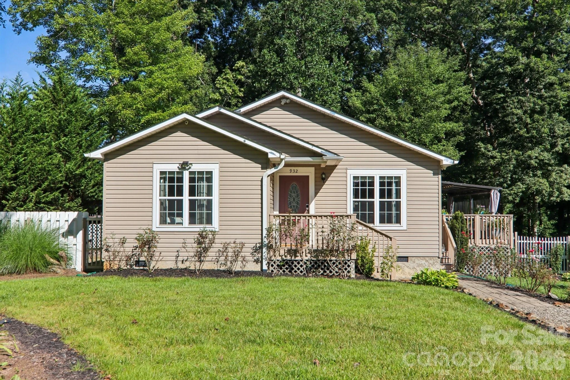 932 Monte Vista Road - Photo 3
