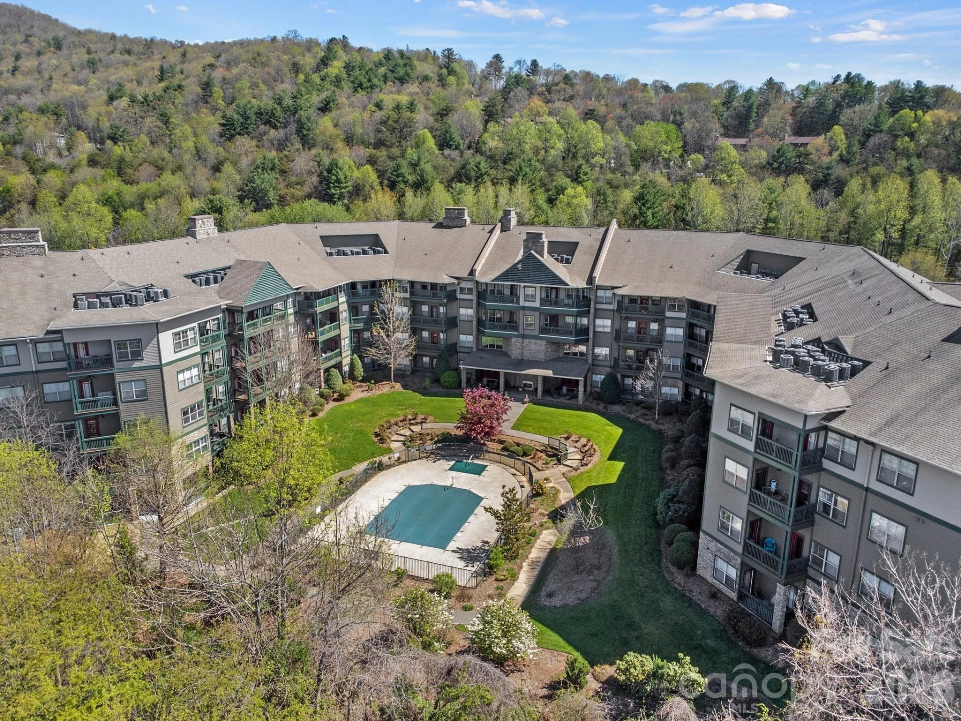 9 Kenilworth Knoll #207 - Photo 3