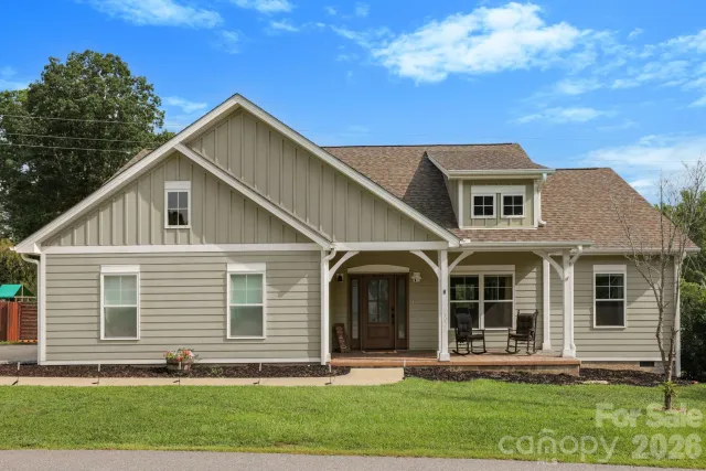 8 Vedder Way, Swannanoa, NC, 28778