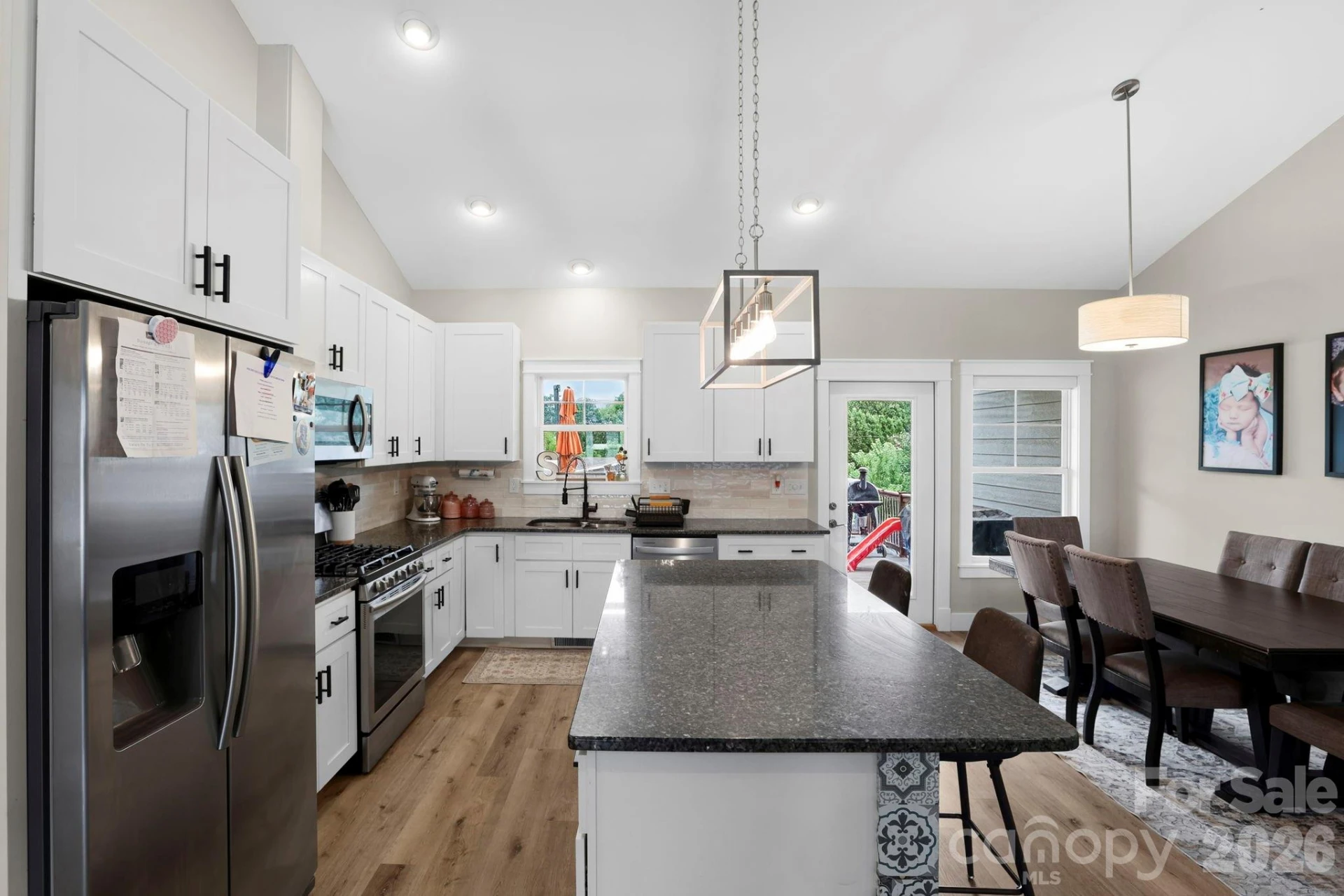 8 Vedder Way - Photo 11