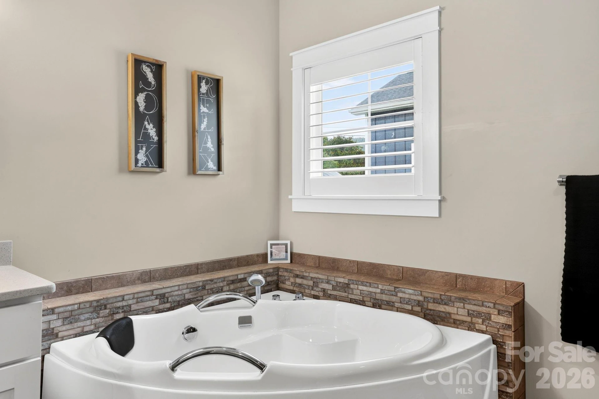 8 Vedder Way - Photo 23