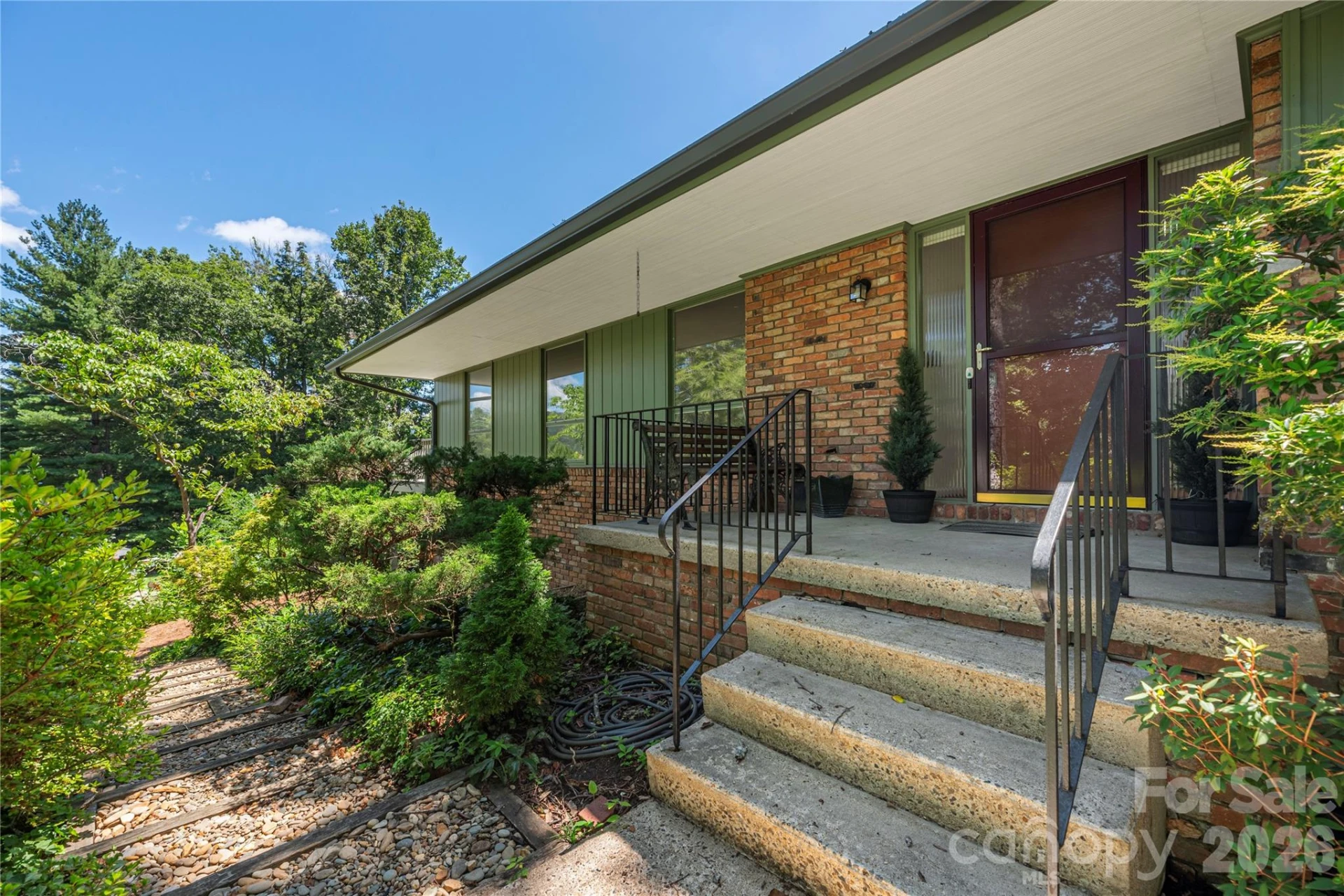 38 Forest View Drive