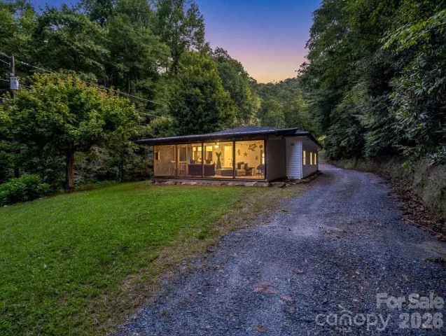 60 Owenby Cove Road, Fairview, NC, 28730
