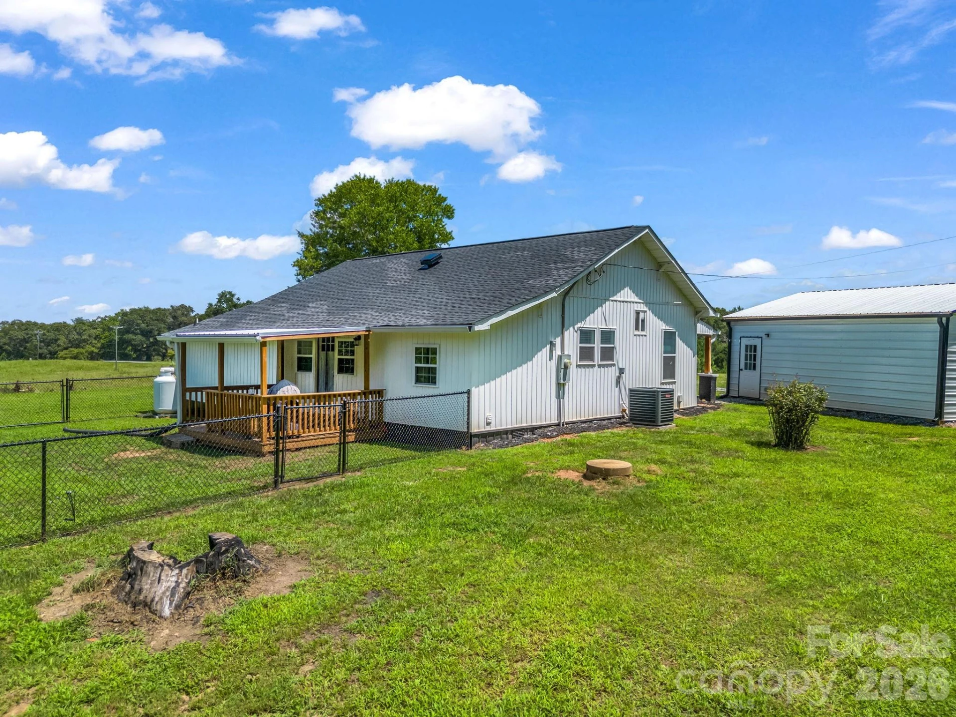605 Hollis Road - Photo 8