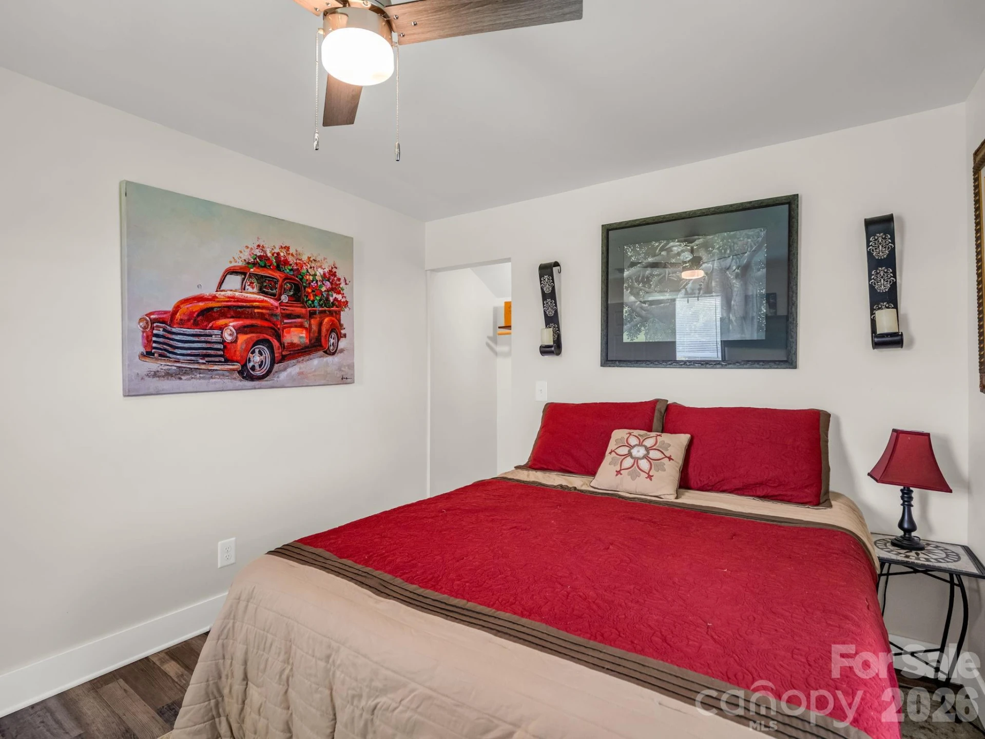 605 Hollis Road - Photo 32