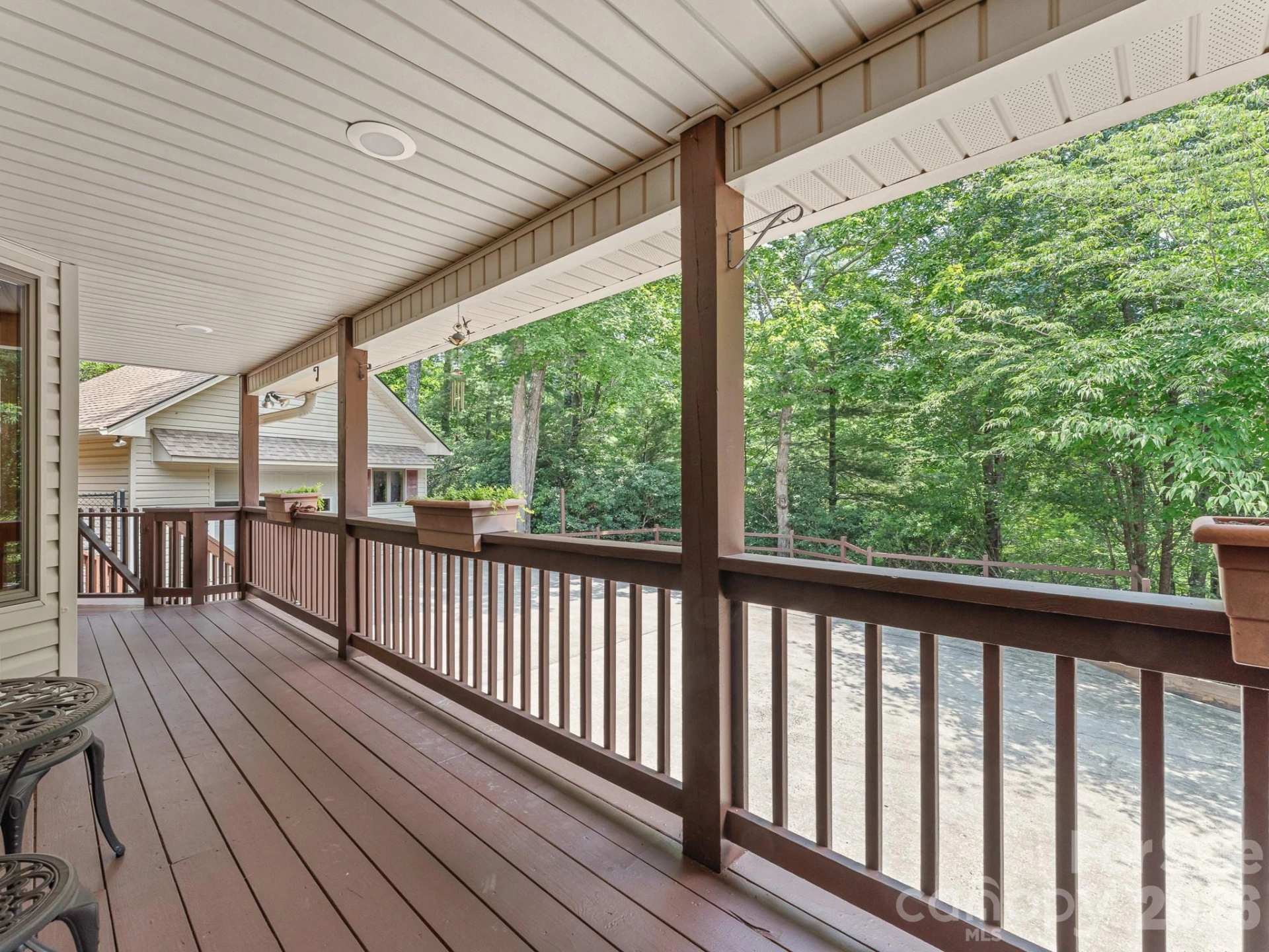 620 Thunder Road - Photo 6