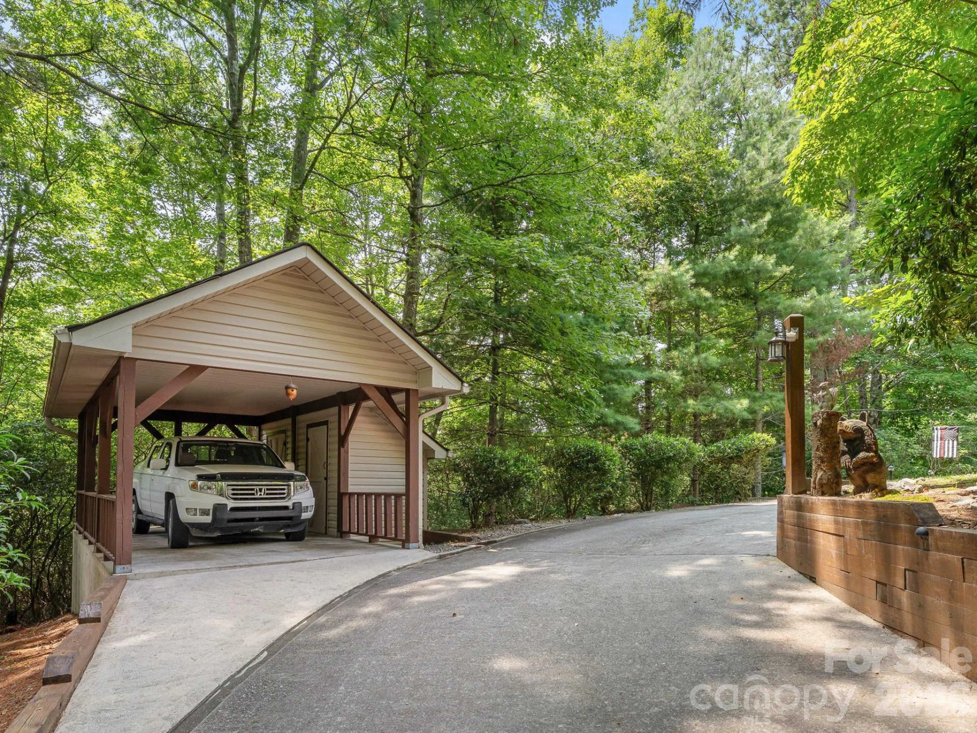 620 Thunder Road - Photo 7