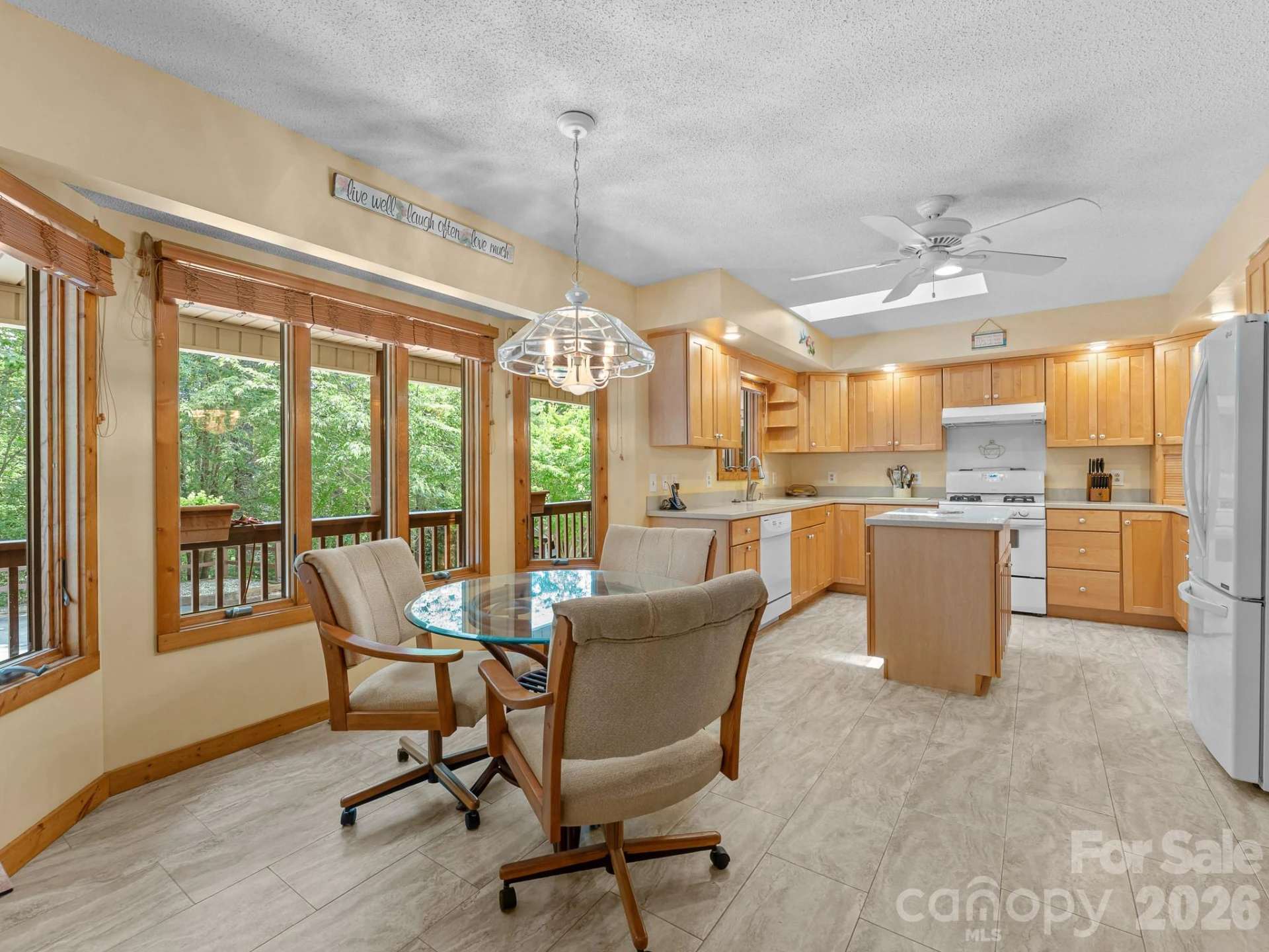 620 Thunder Road - Photo 16