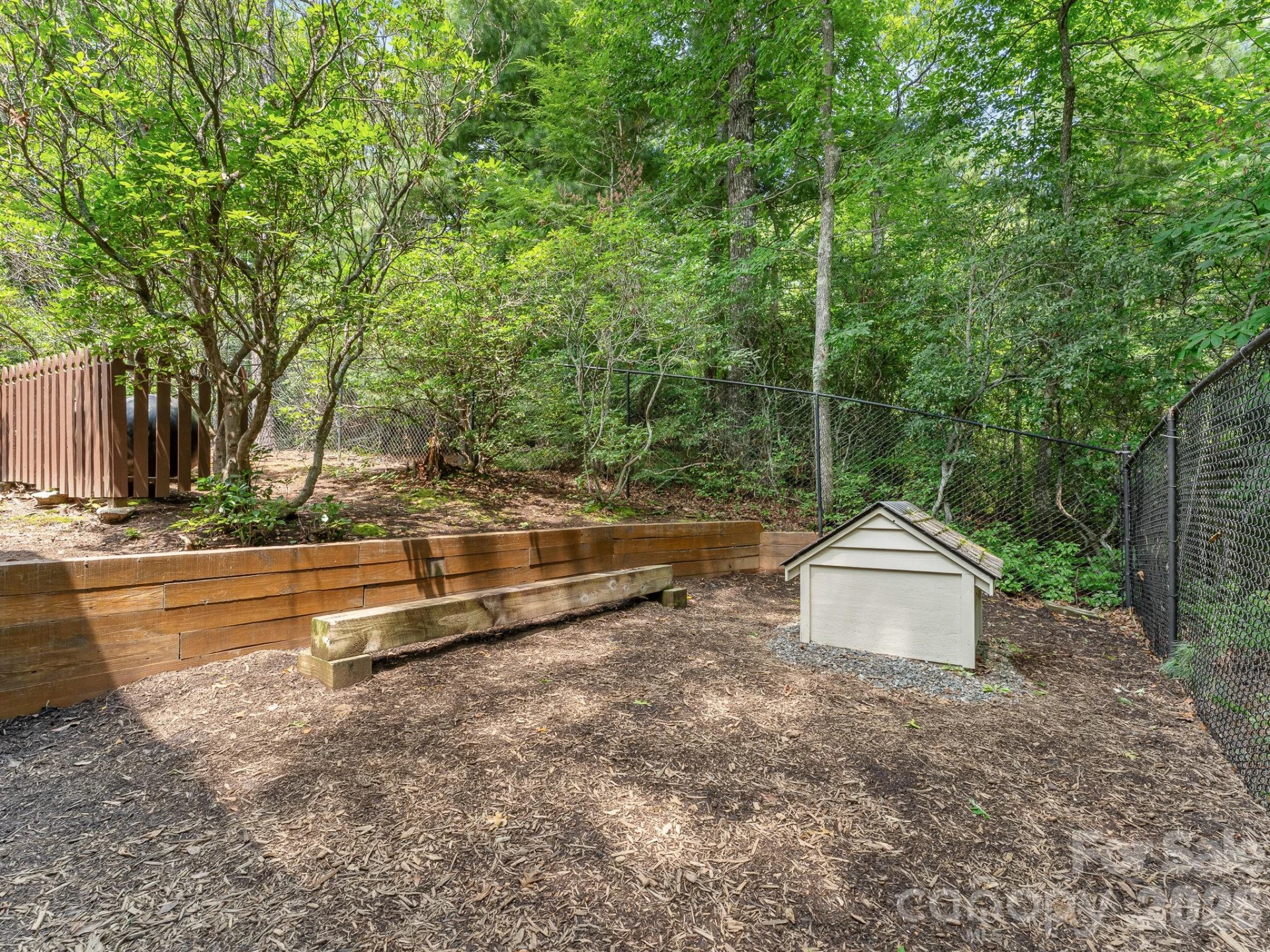620 Thunder Road - Photo 37