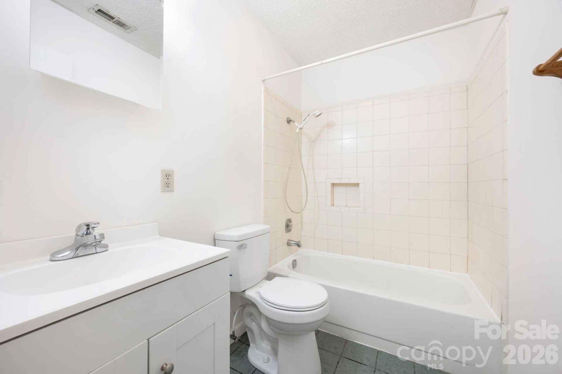 400 Hiawassee Avenue - Photo 14