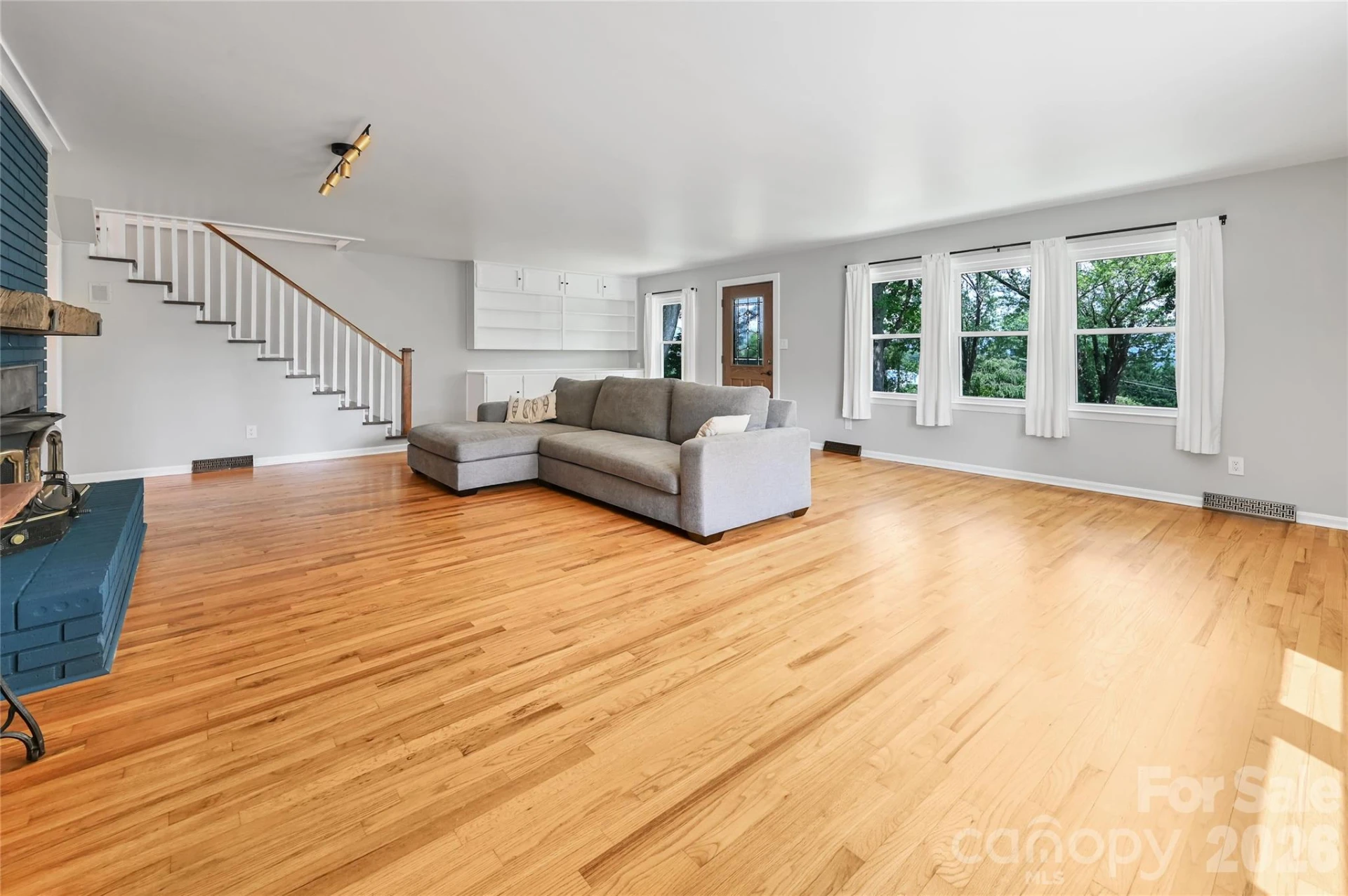 1110 Queentown Road - Photo 7