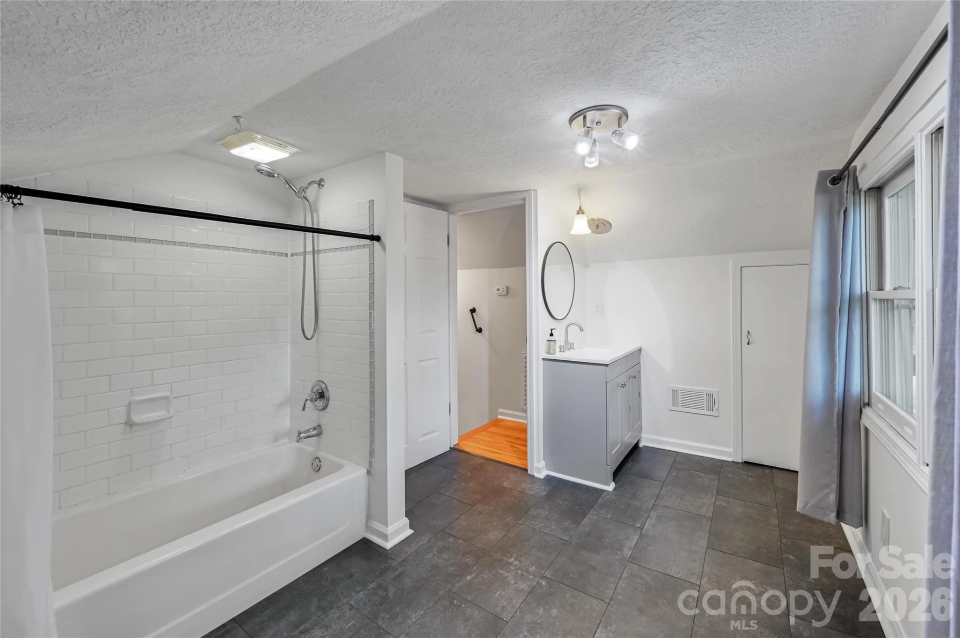 1110 Queentown Road - Photo 24
