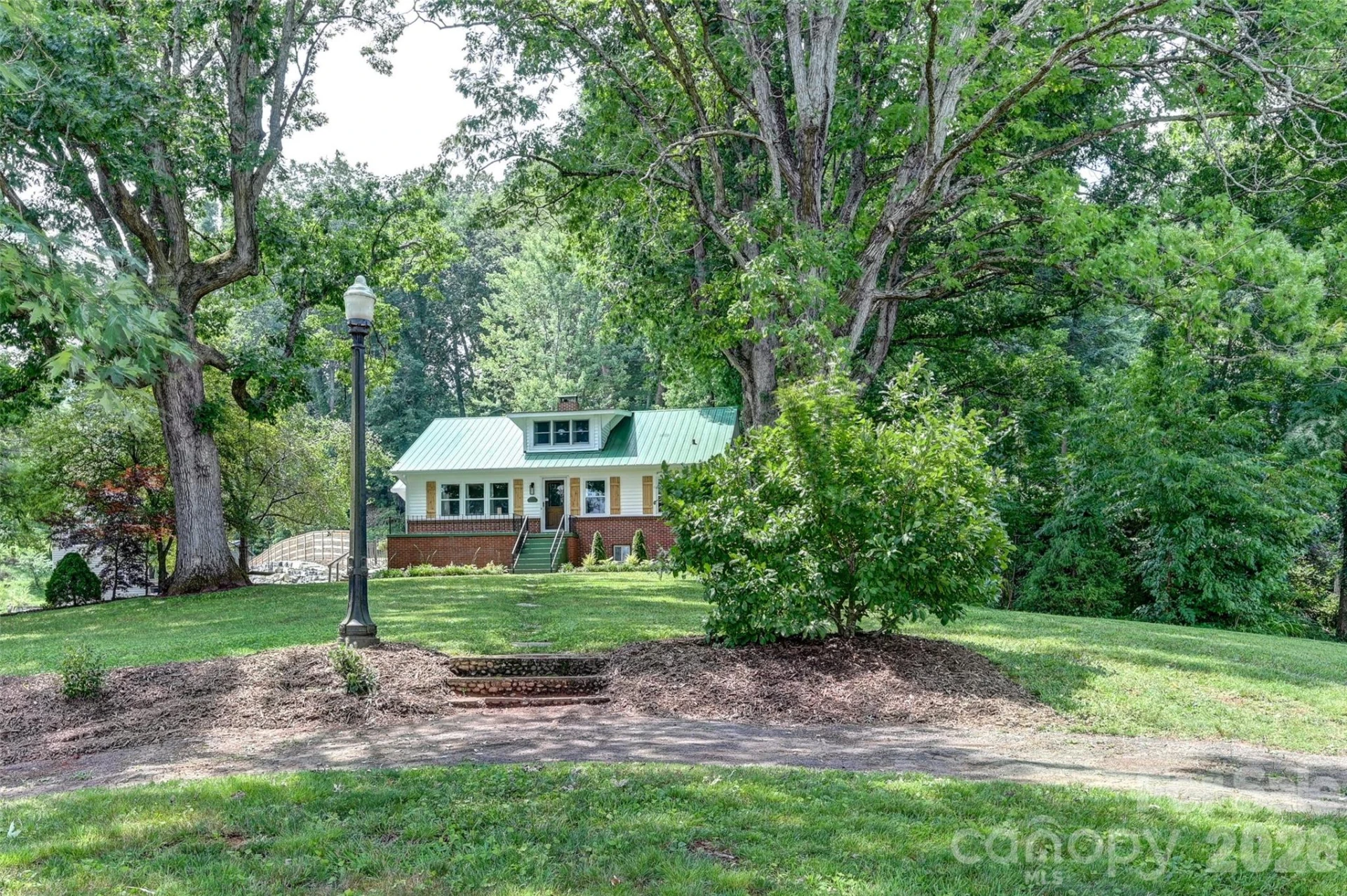 1110 Queentown Road - Photo 29