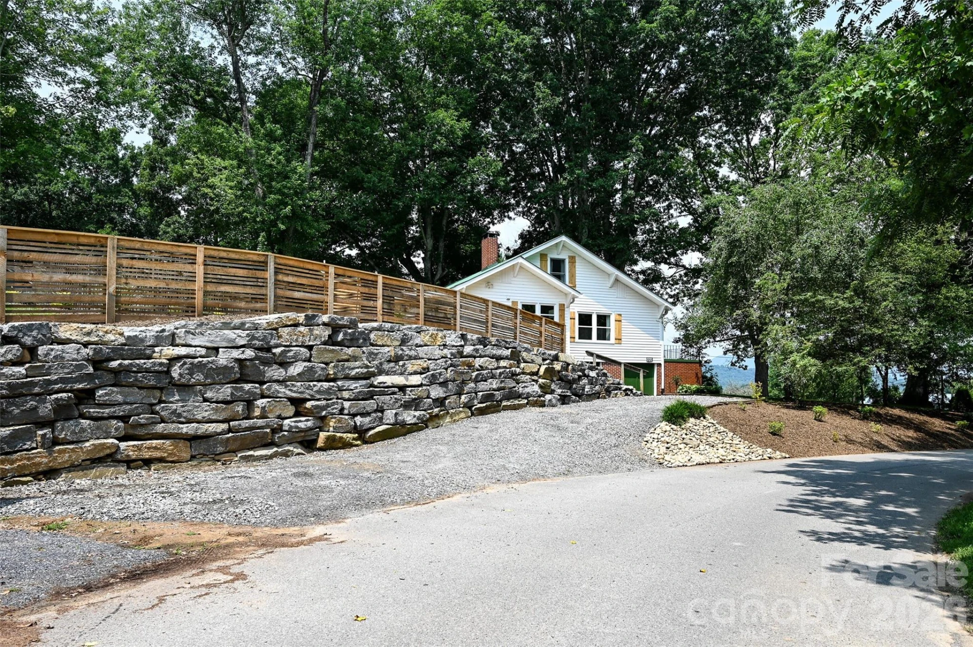 1110 Queentown Road - Photo 32