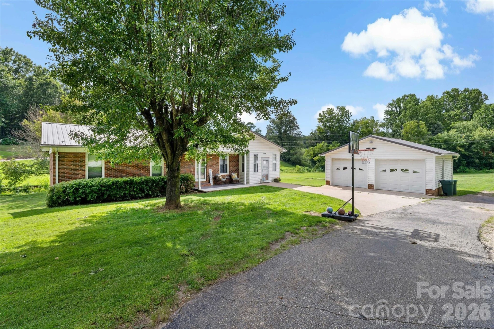 204 Quail Hollow Road - Photo 2