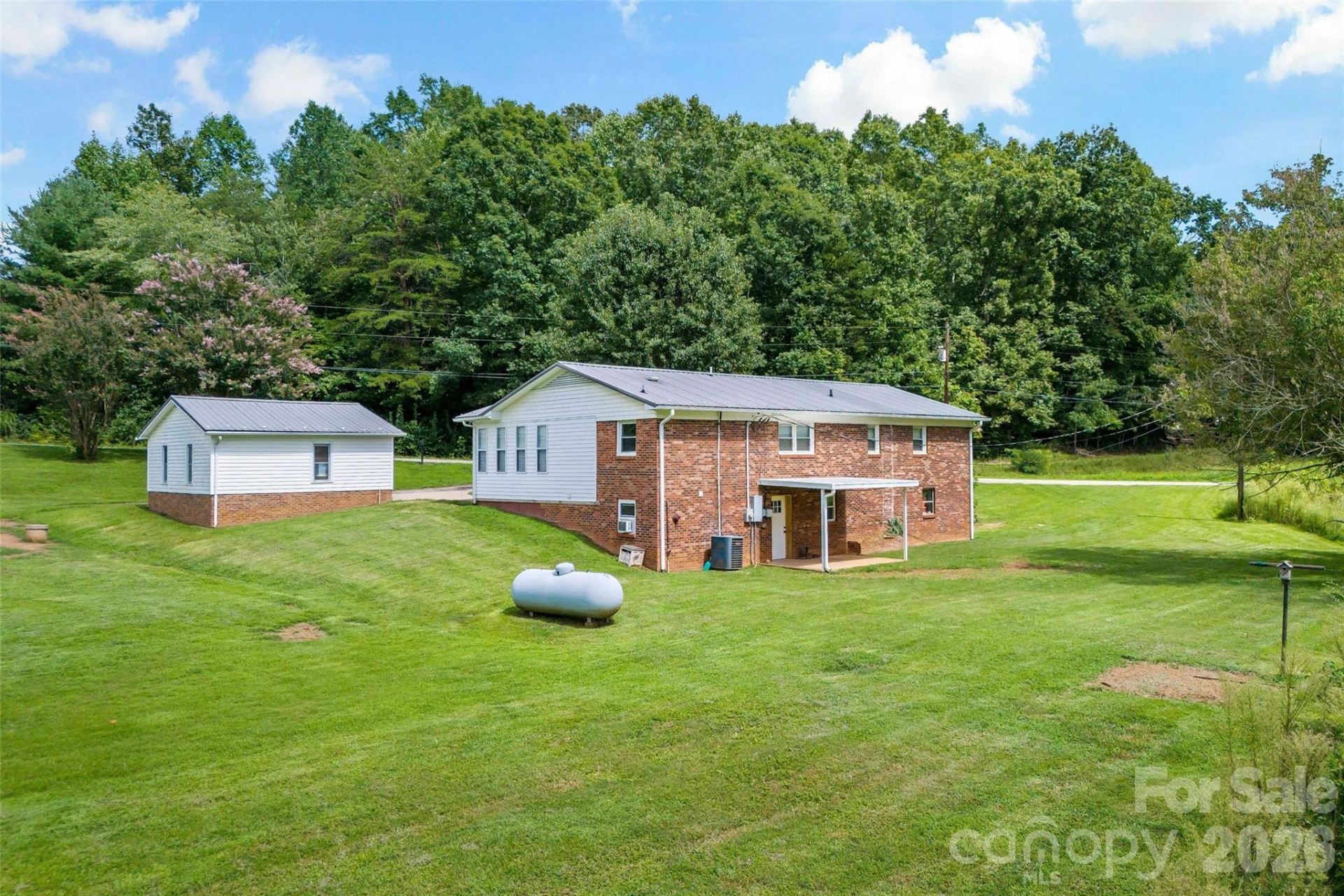 204 Quail Hollow Road - Photo 4