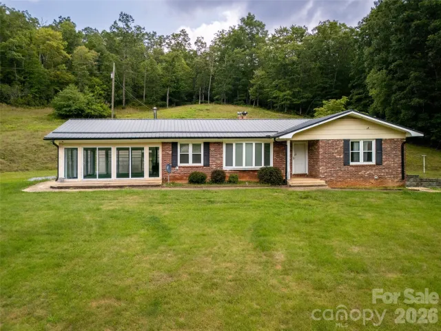 821 Tanasee Gap Road