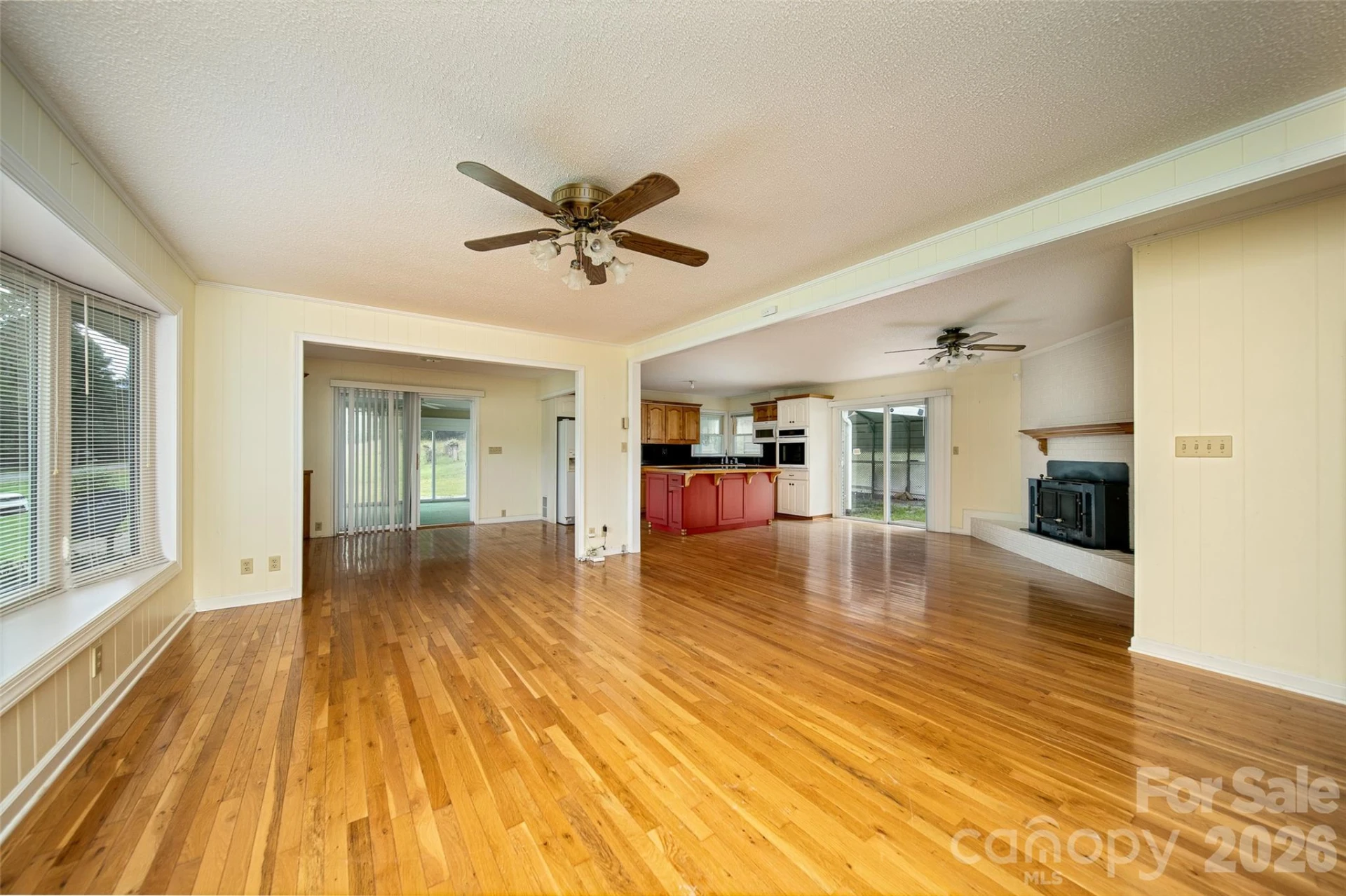 821 Tanasee Gap Road - Photo 2