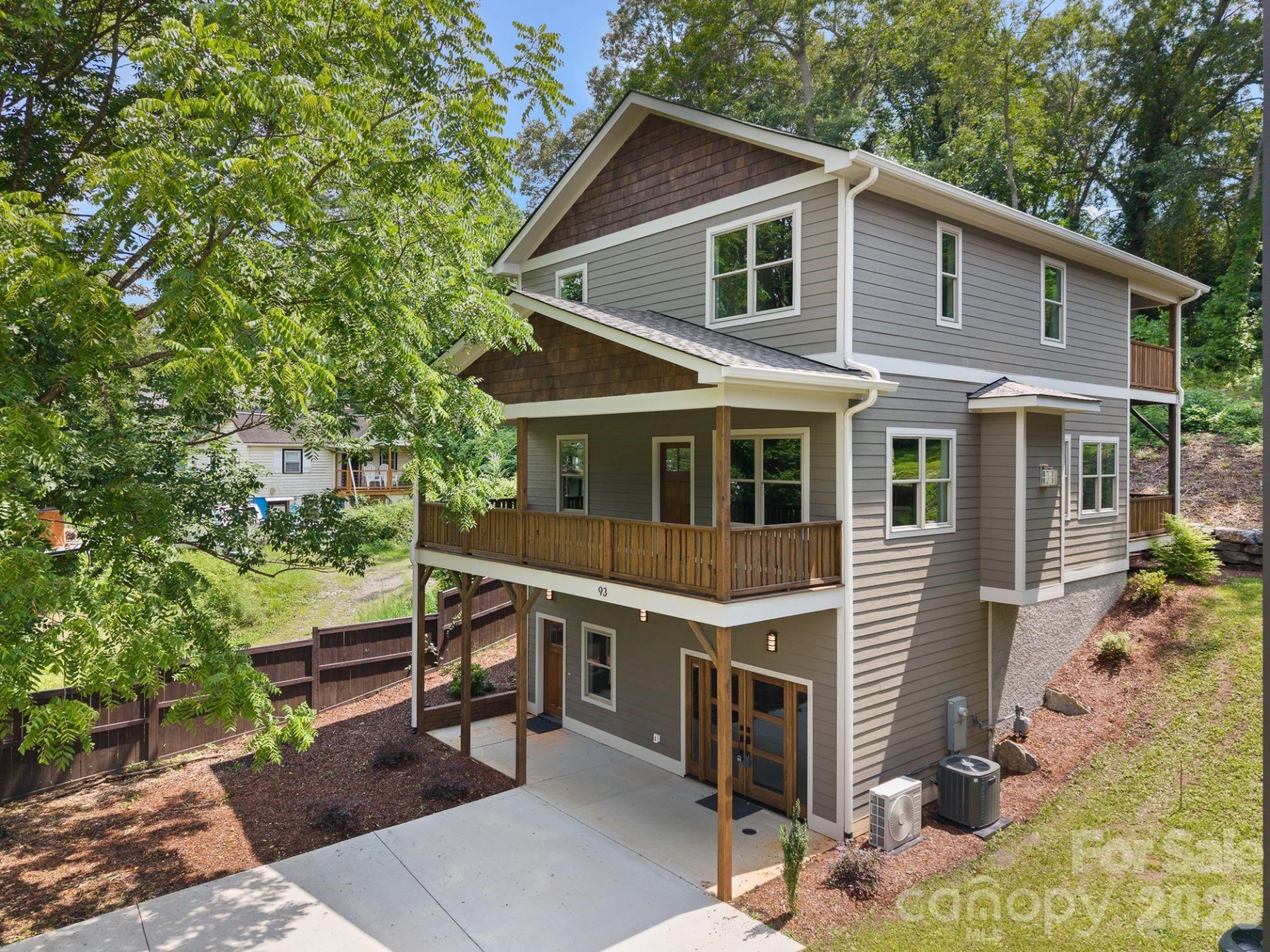 93 Glendale Avenue