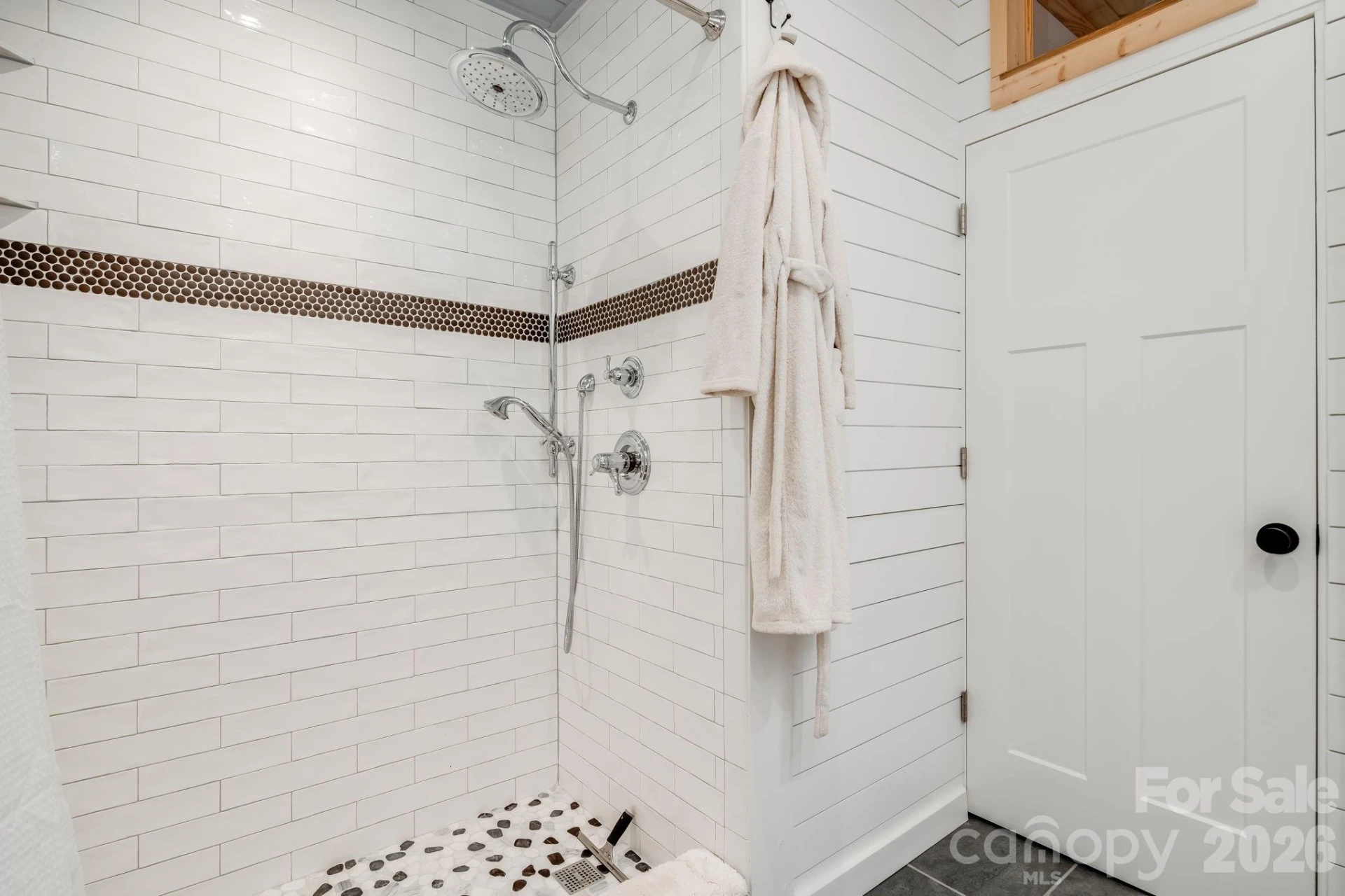 2752 Gerton Highway - Photo 39
