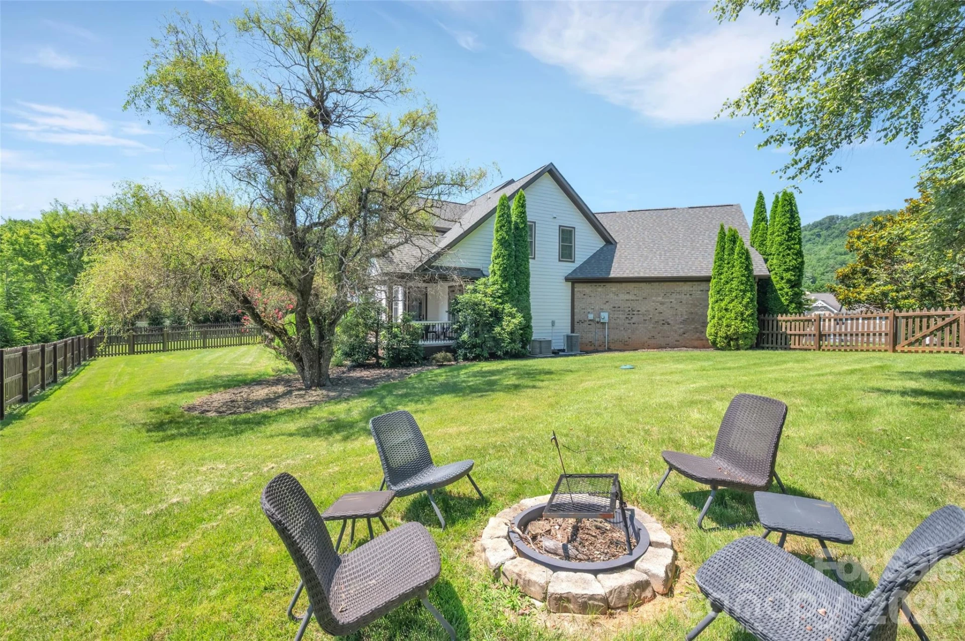 37 Carland Drive - Photo 2