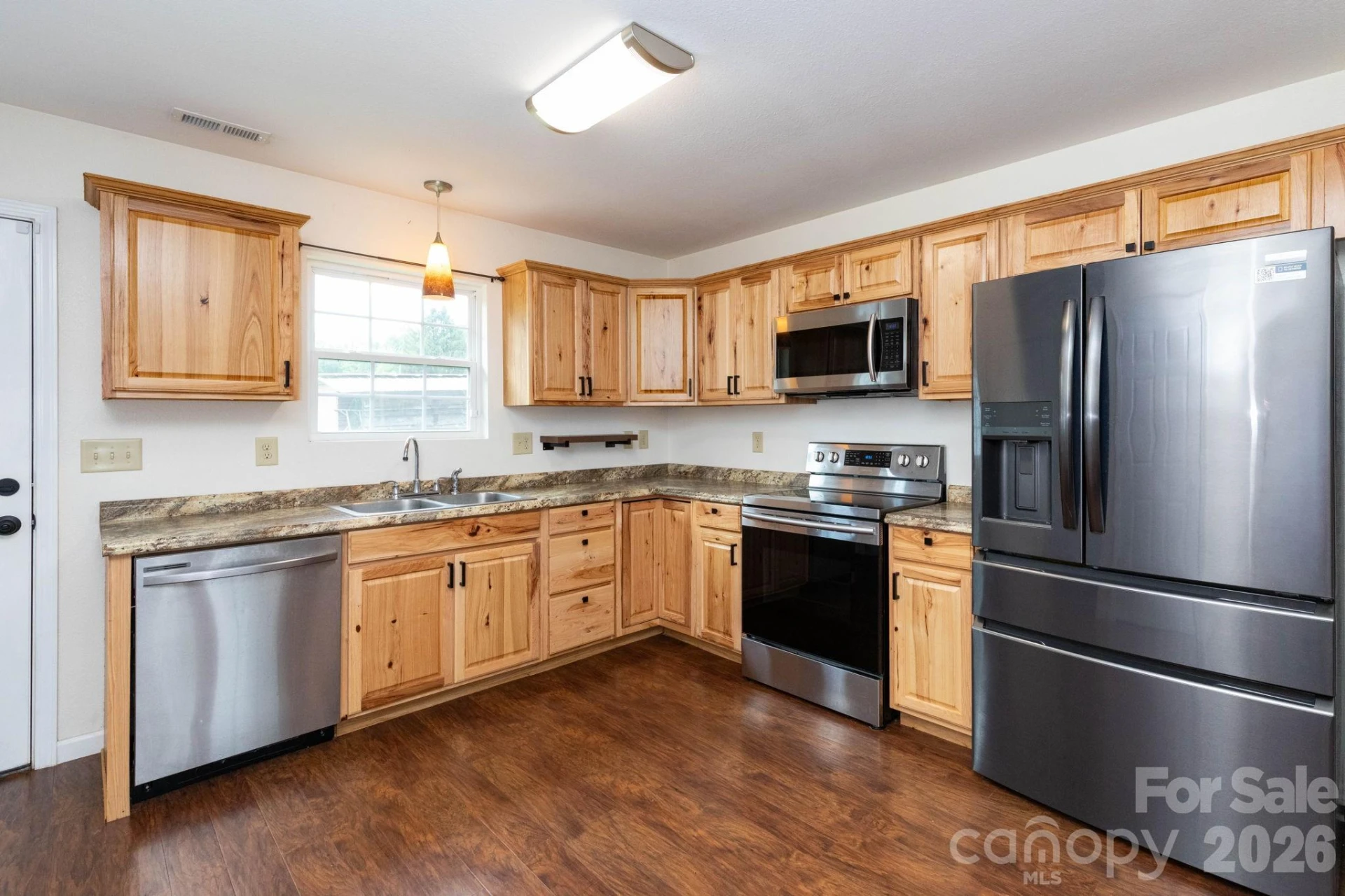 40 Eddie Drive - Photo 8