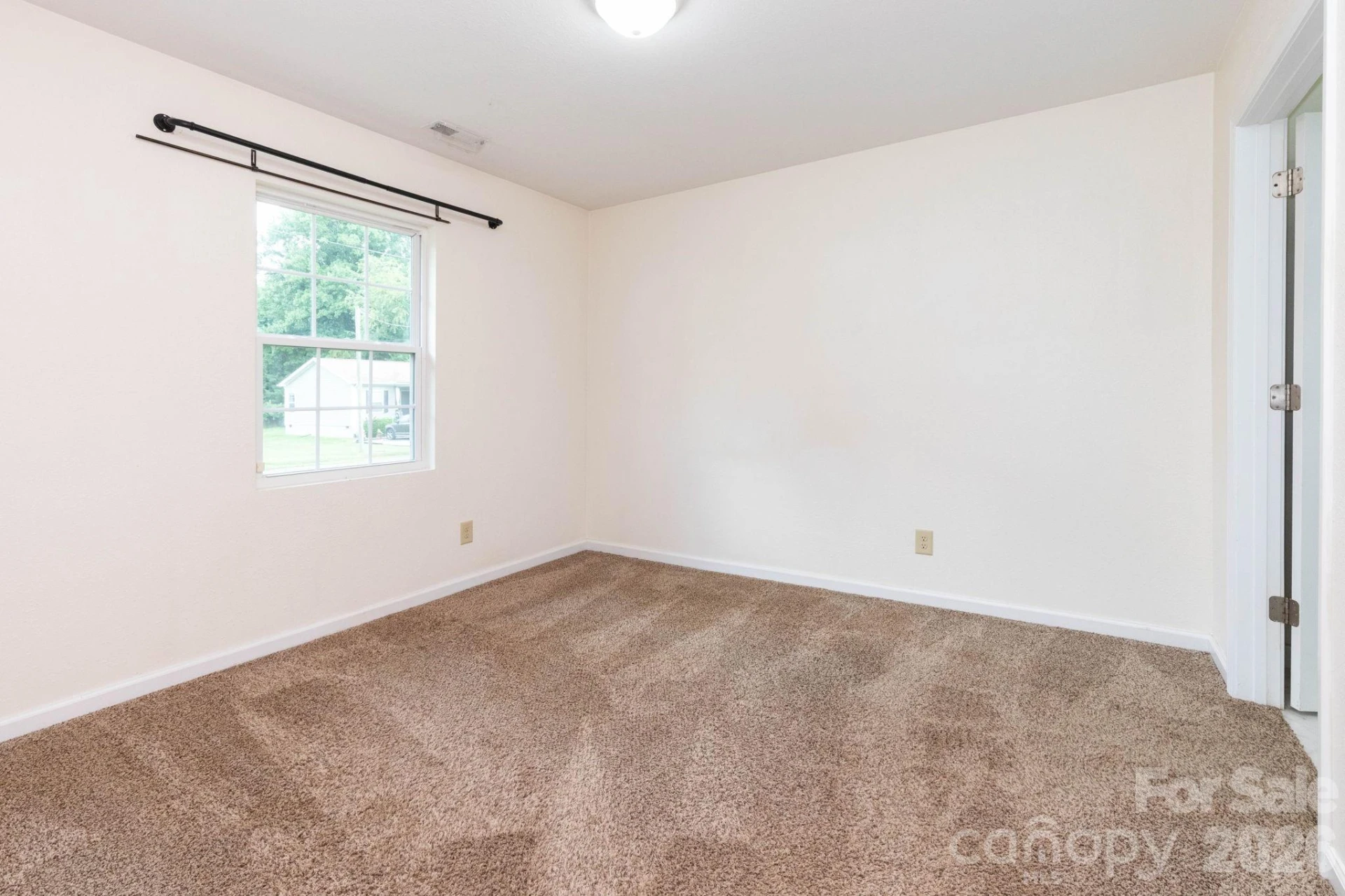 40 Eddie Drive - Photo 10