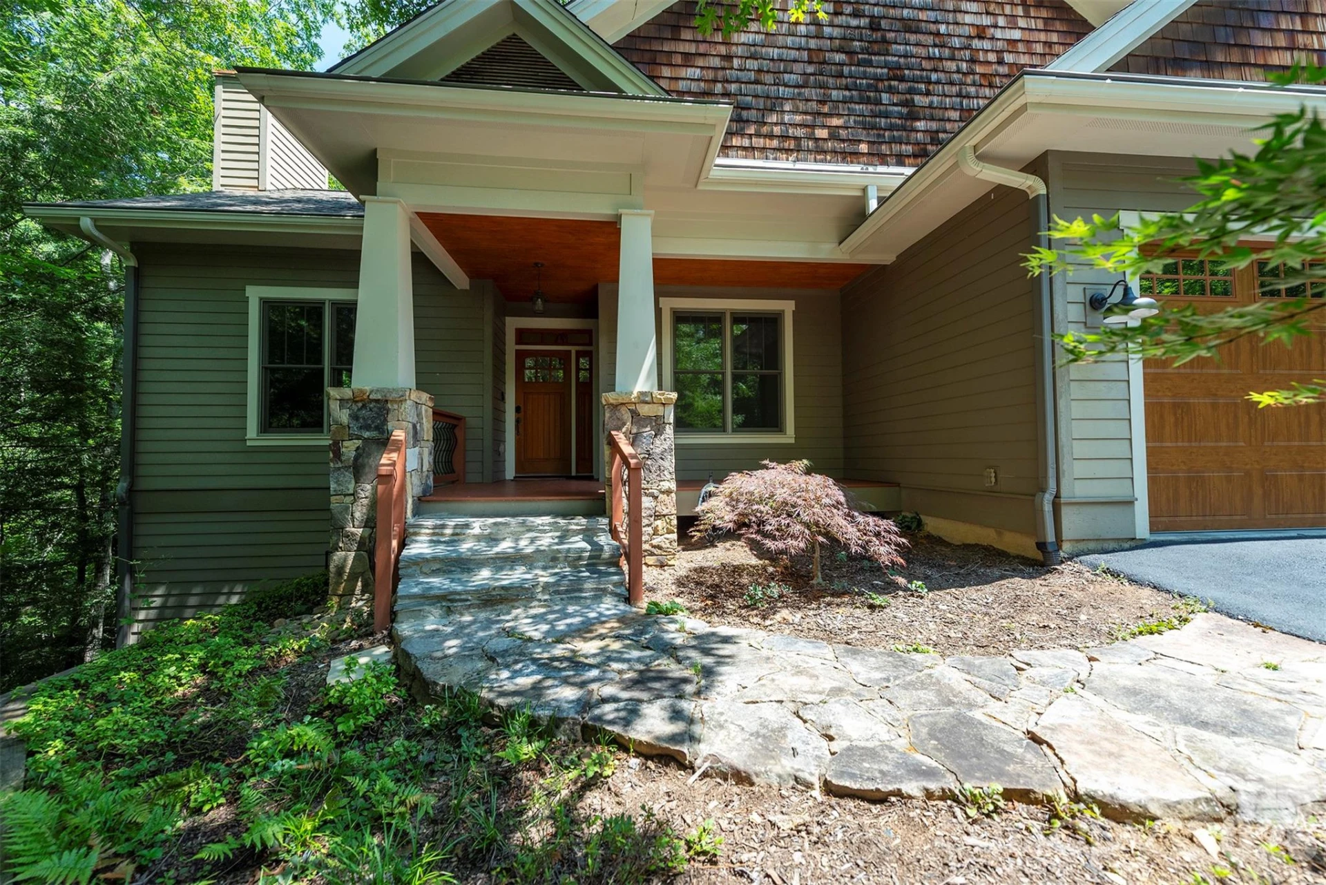 416 Ivy Road