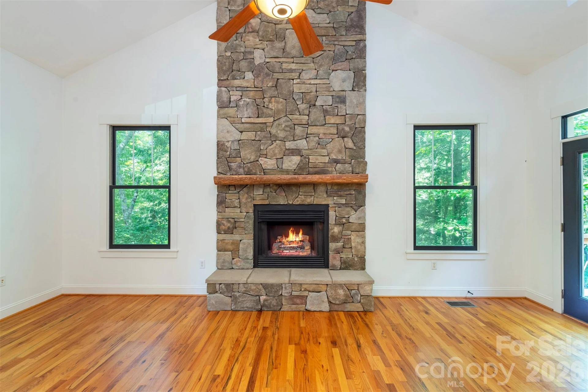 416 Ivy Road - Photo 9