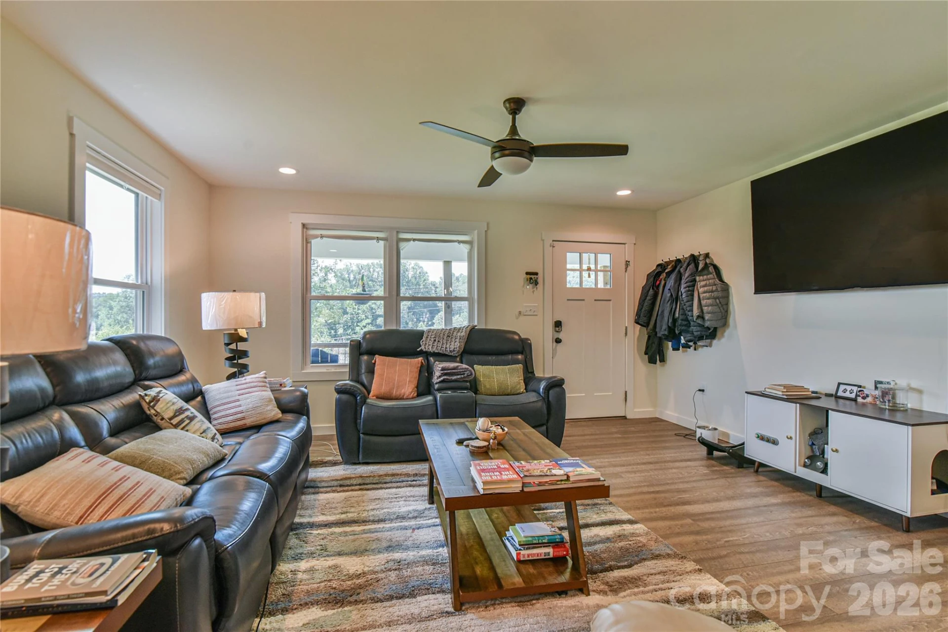 33 Ben Lippen Road - Photo 3
