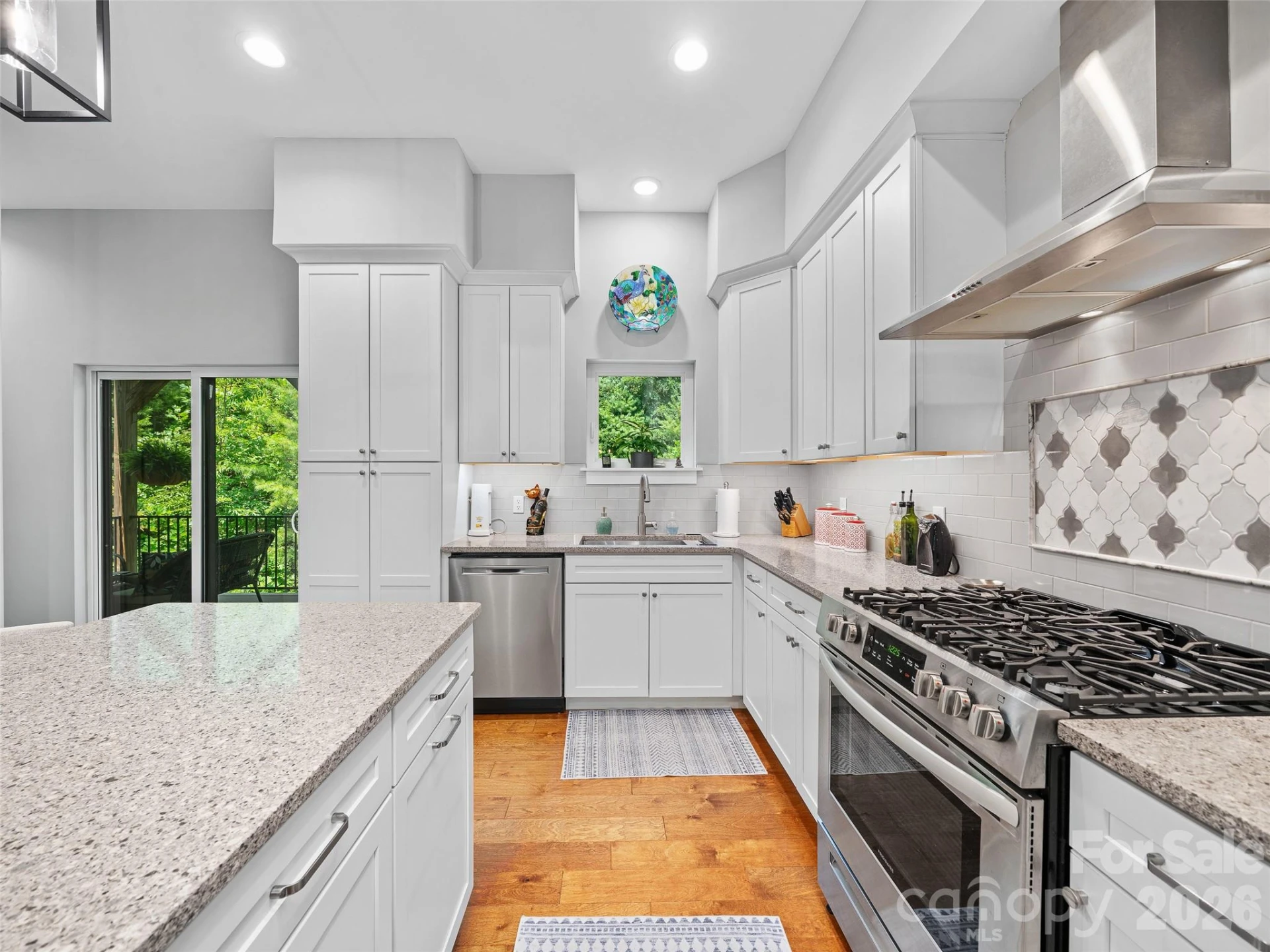 35 Macallan Lane - Photo 8